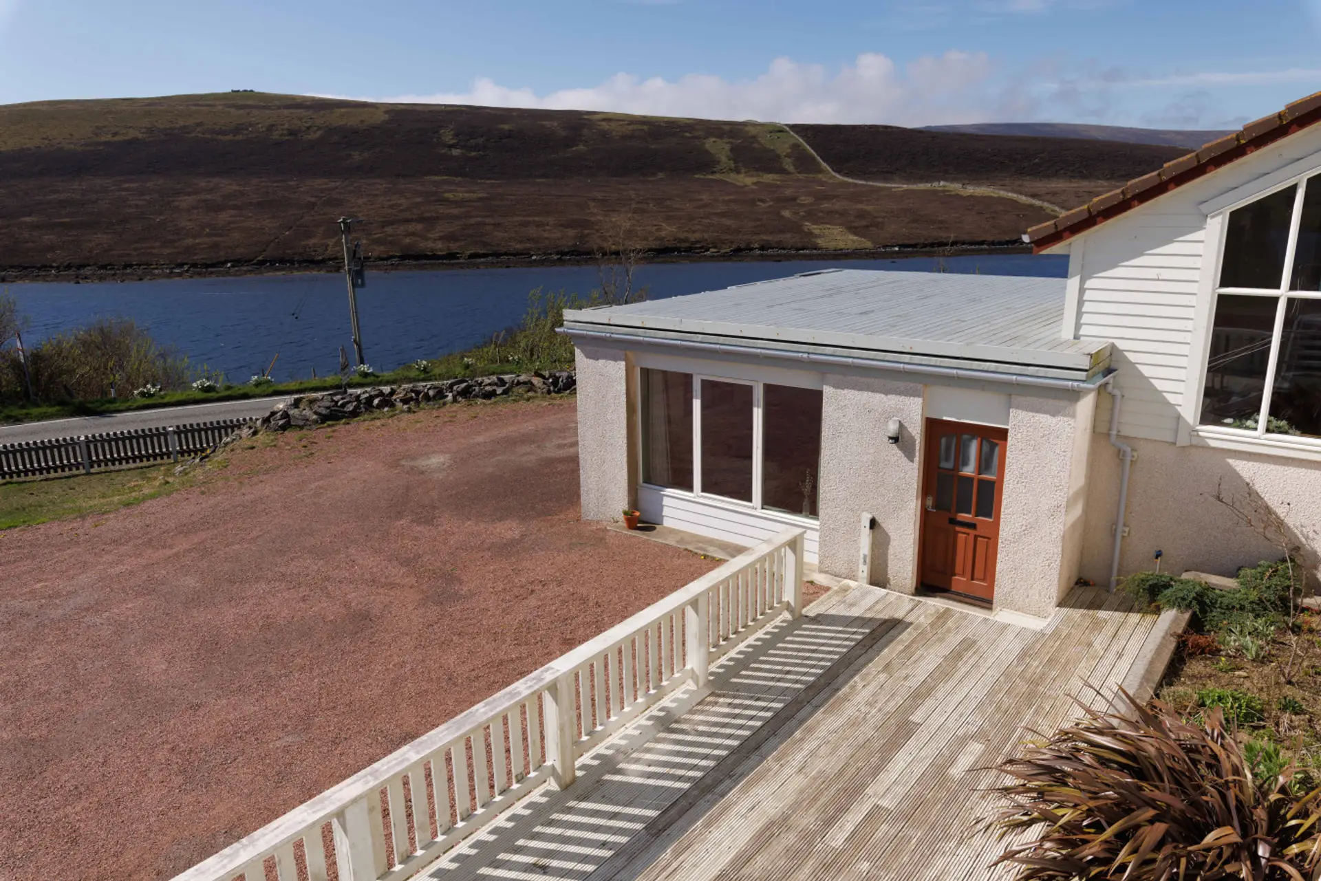 Waterside location with private entrance