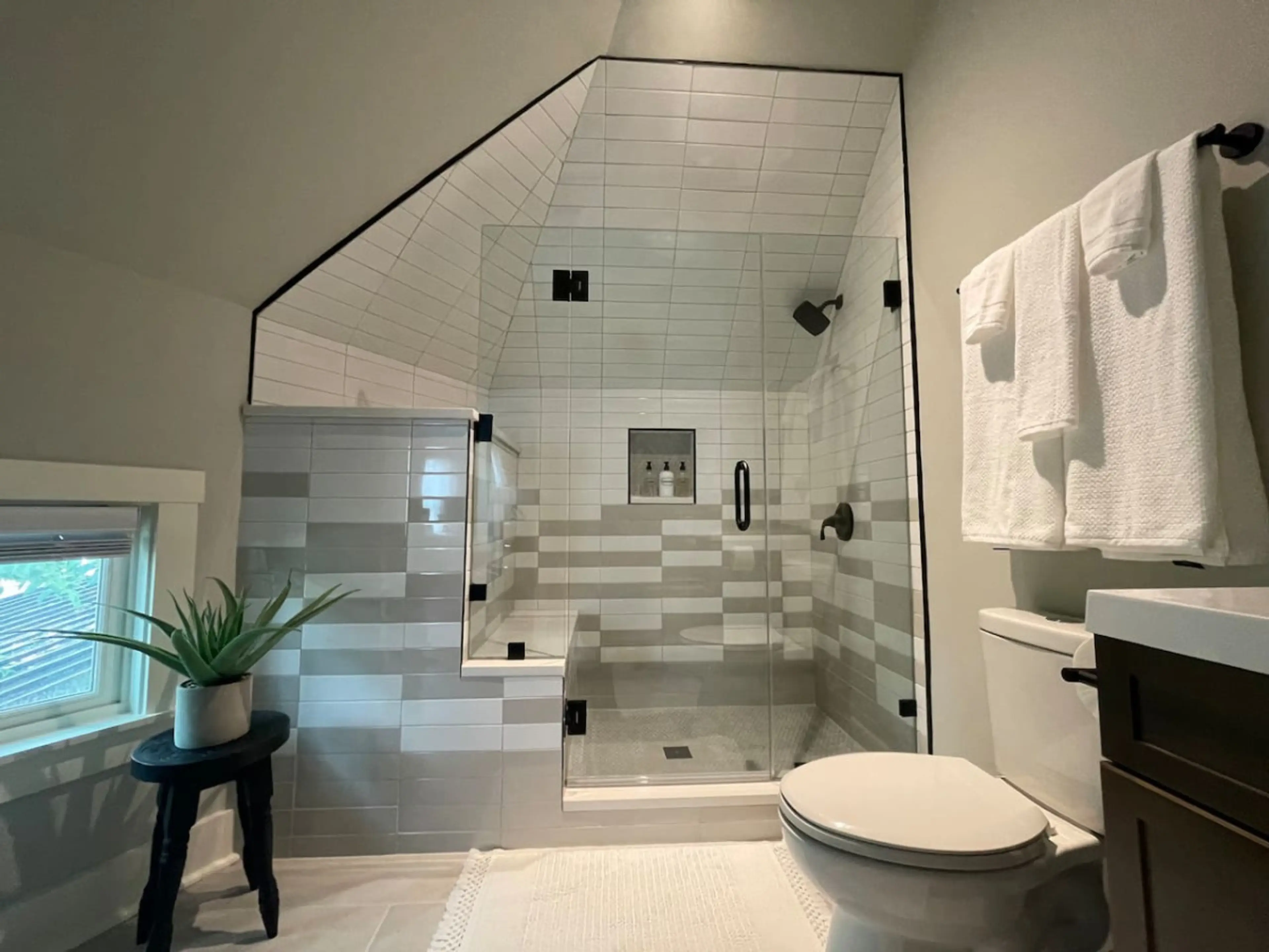 Custom Bath 2  2nd Floor