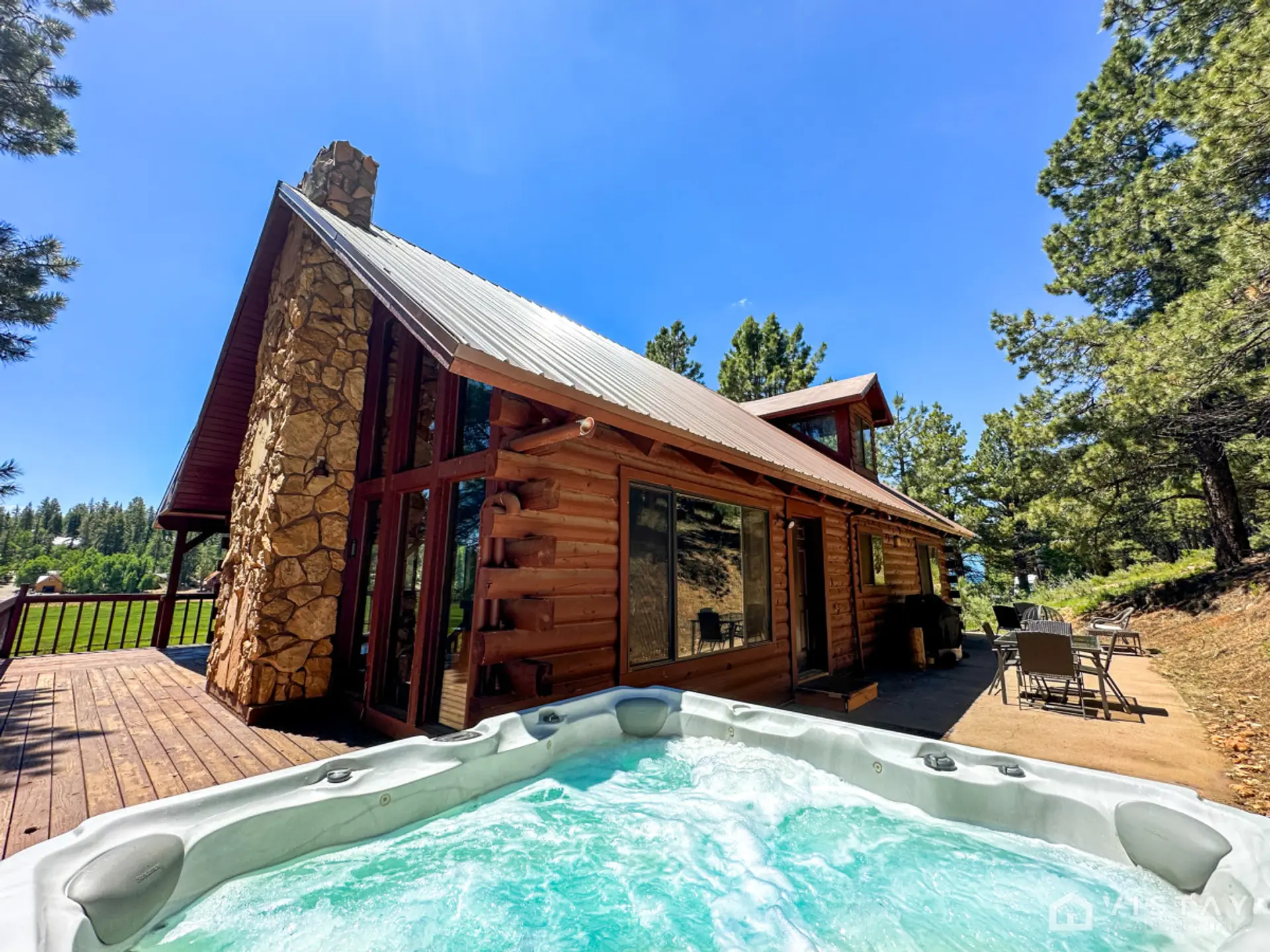Private 8-seater hot tub on back patio