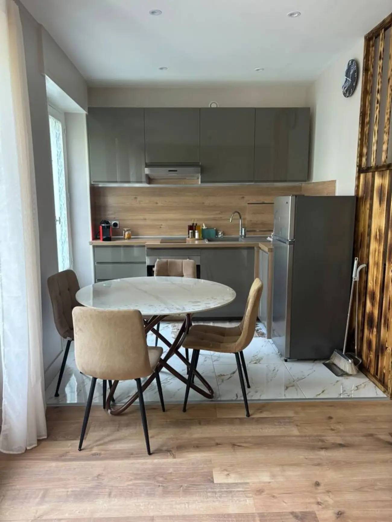 Le Victoria, apartment in Vichy