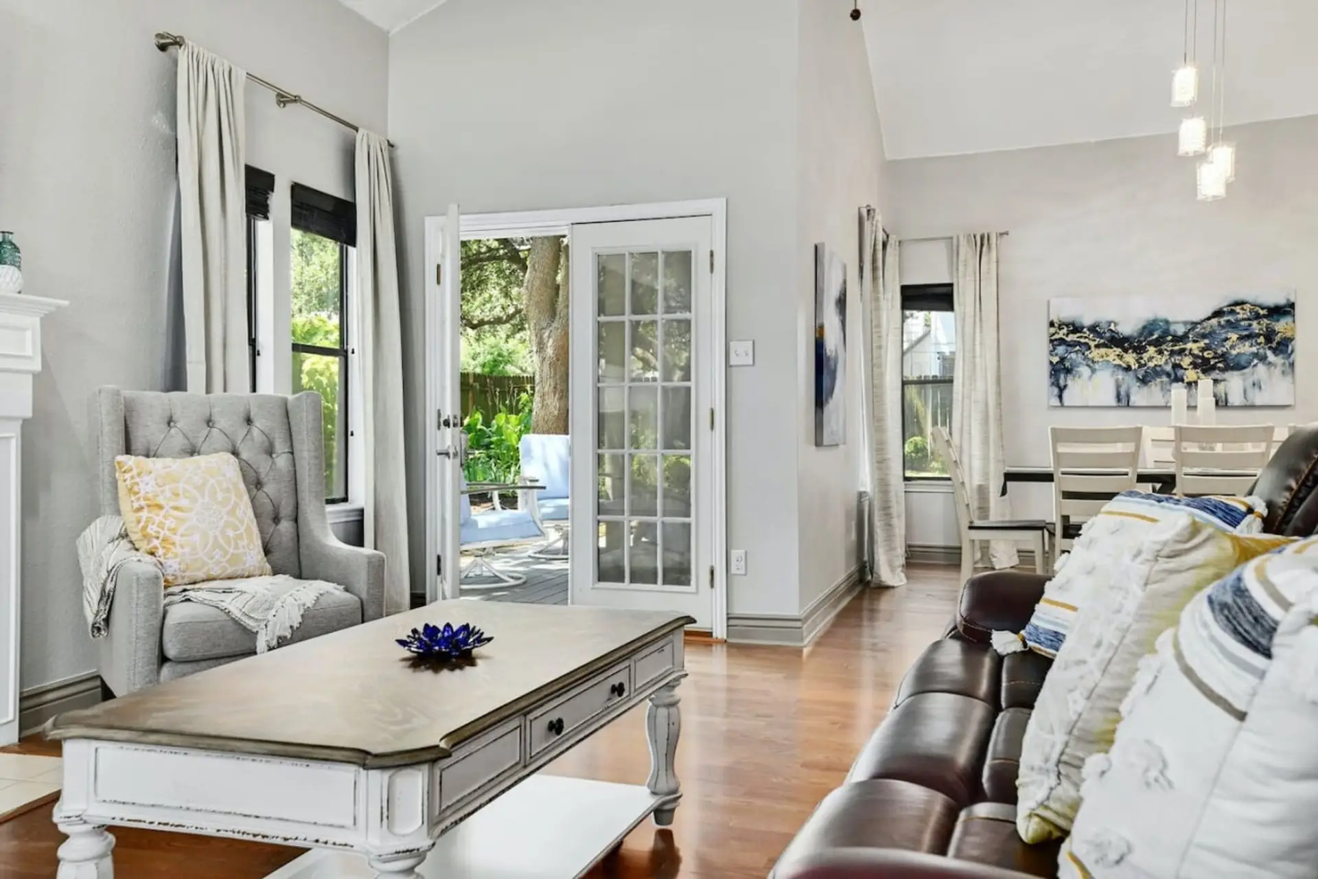 Open-concept living room with patio access in Austin vacation rental