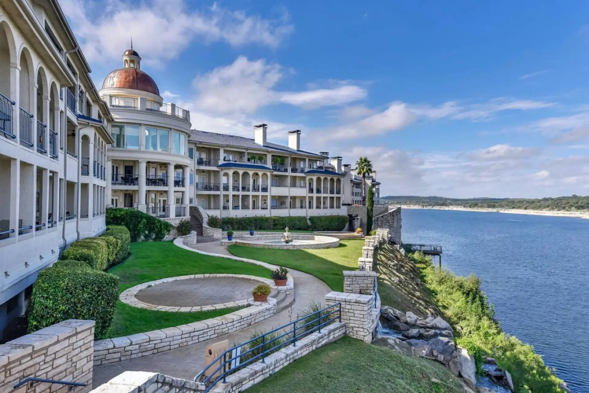 Resort-style lakefront stay on Lake Travis in Lago Vista