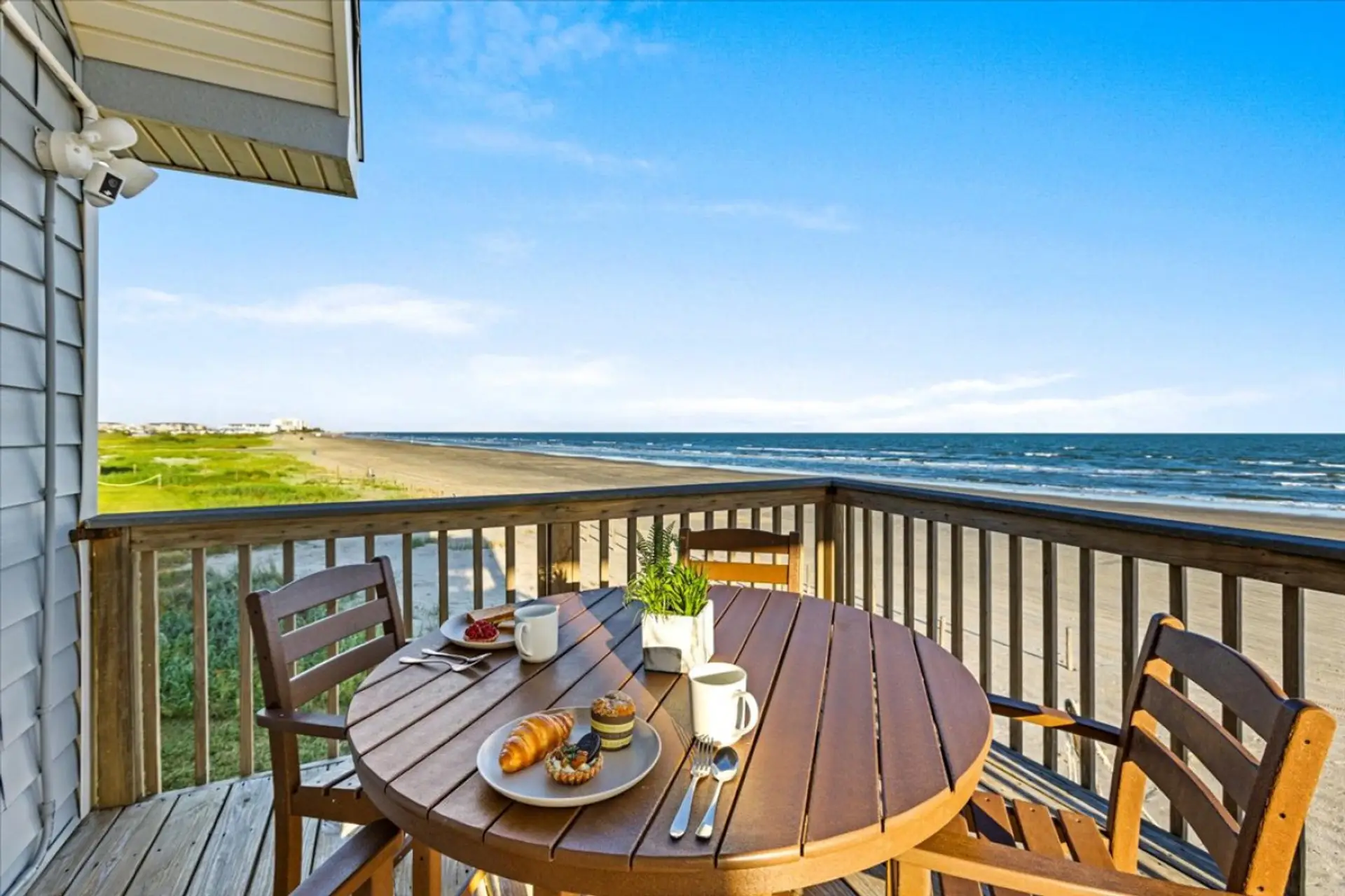 Morning Coffee With Panoramic Gulf Views In Galveston