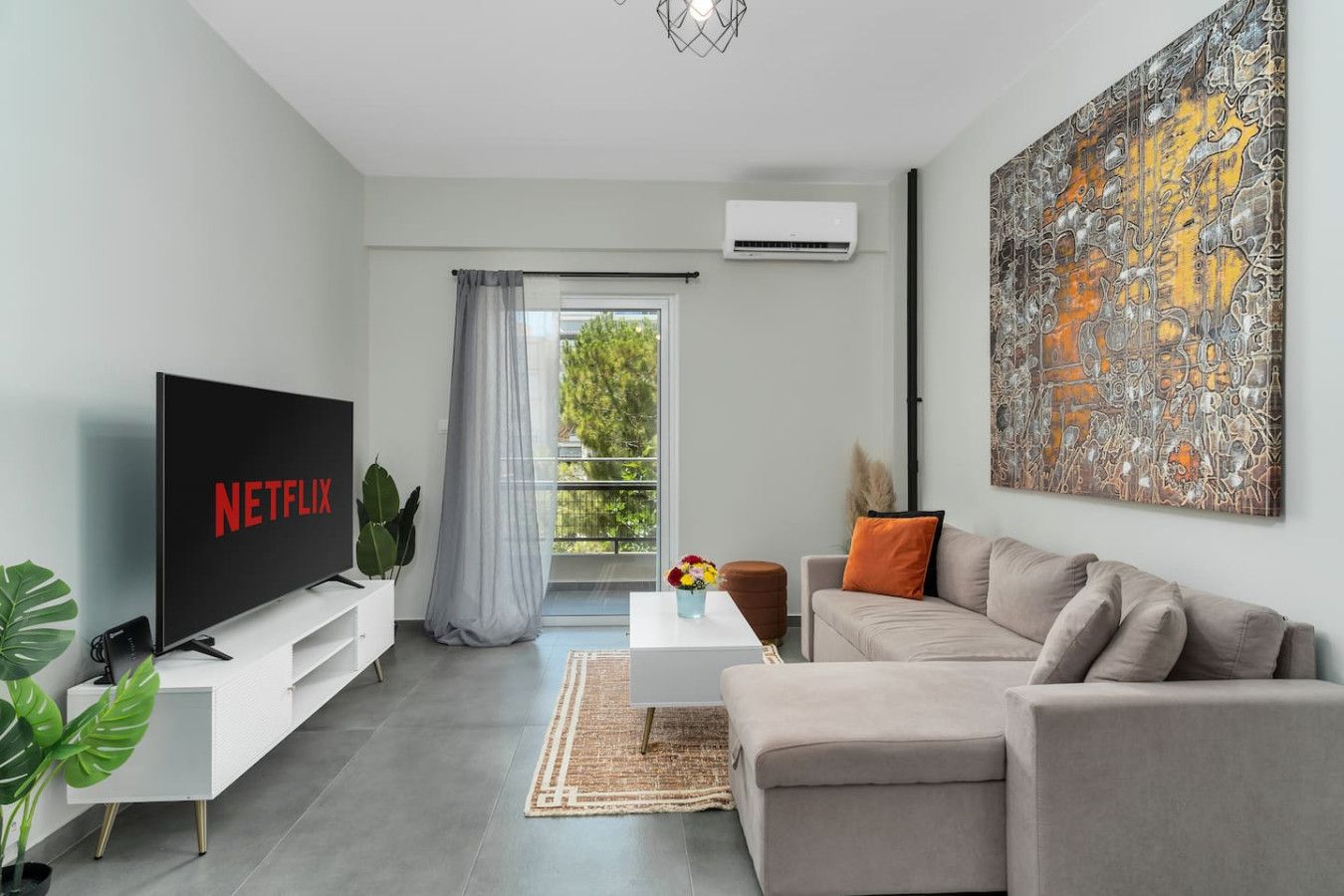Aera Nest, 2BR apartment in Alimos, Athens, operated by Cheez Hospitality