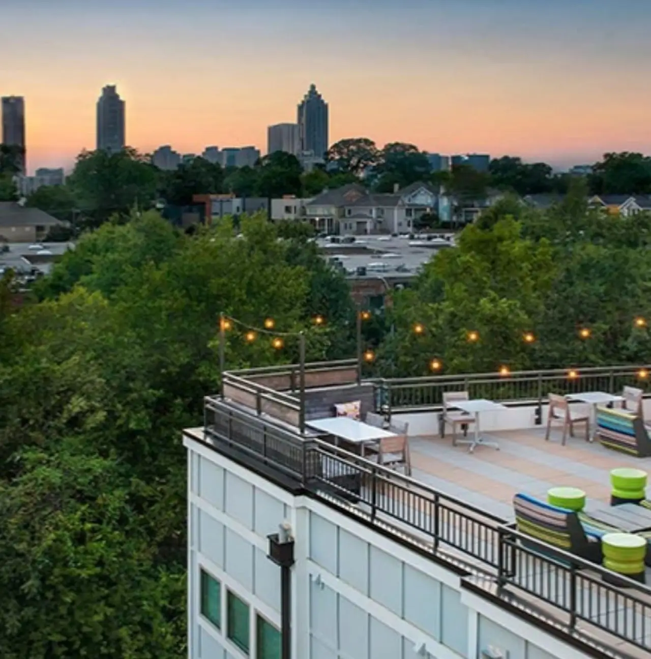 
							Atlanta Beltline Luxury Suite - Image 40									