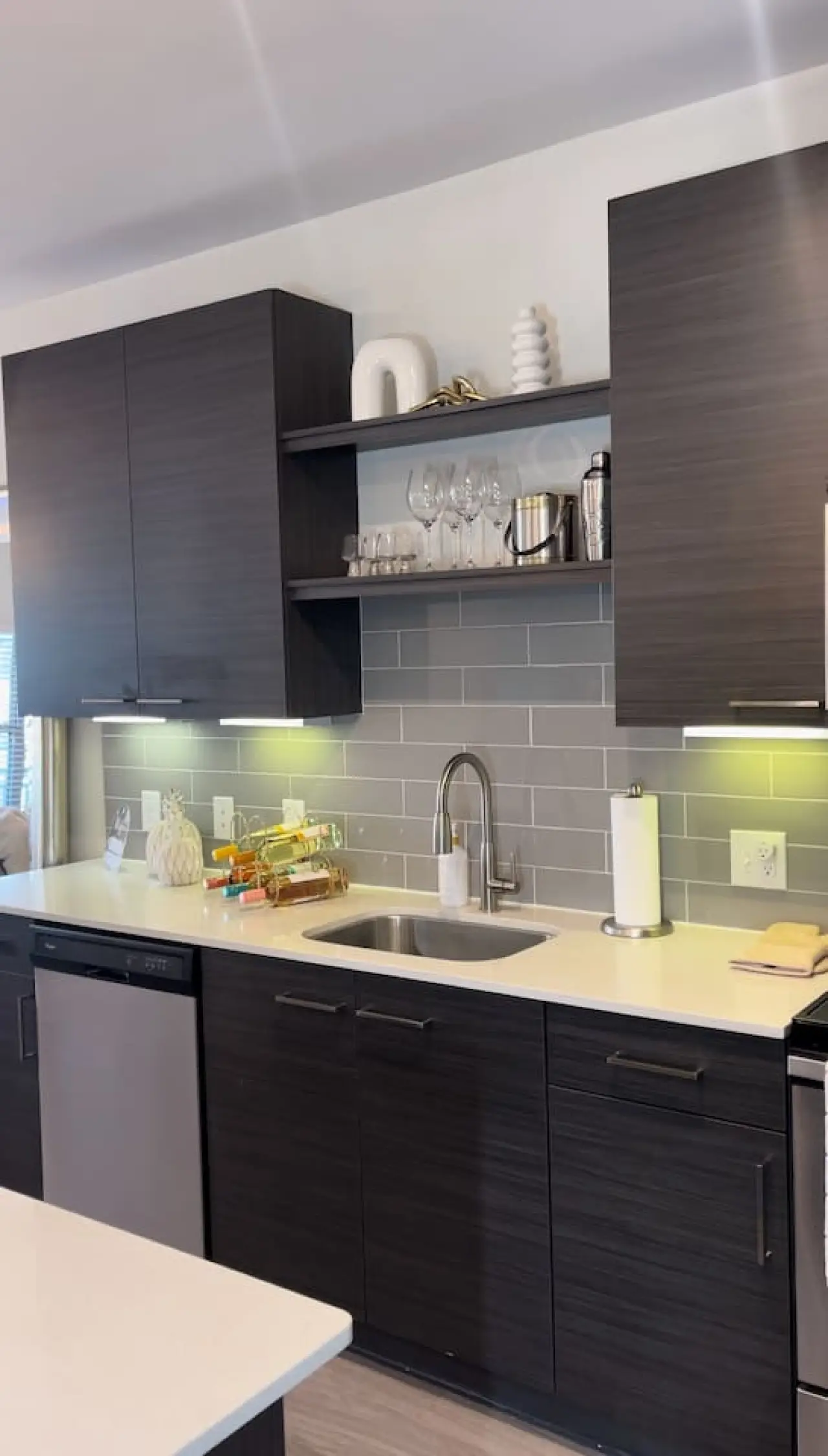 
							Atlanta Beltline Luxury Suite - Image 6									