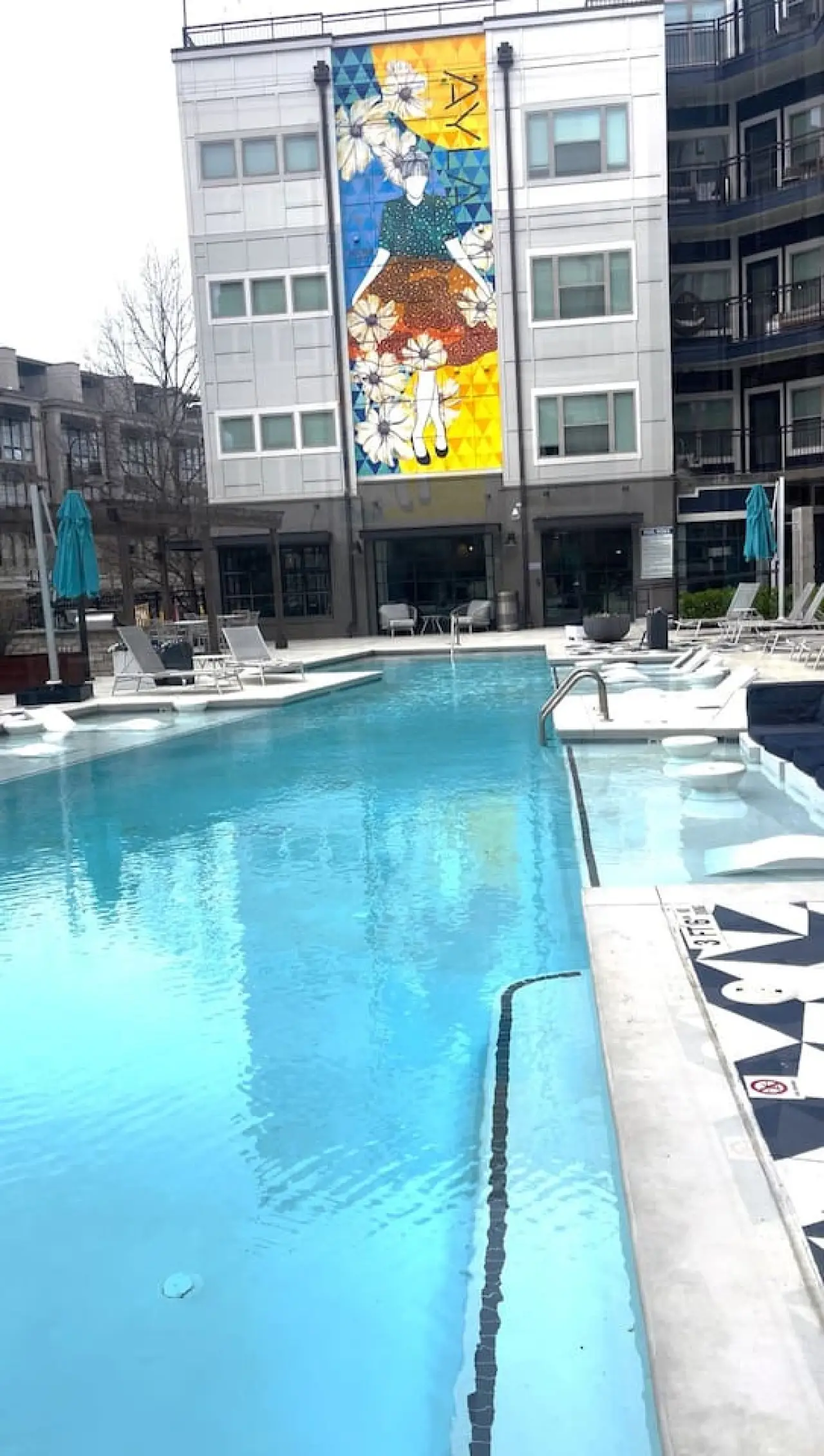 
							Atlanta Beltline Luxury Suite - Image 28									