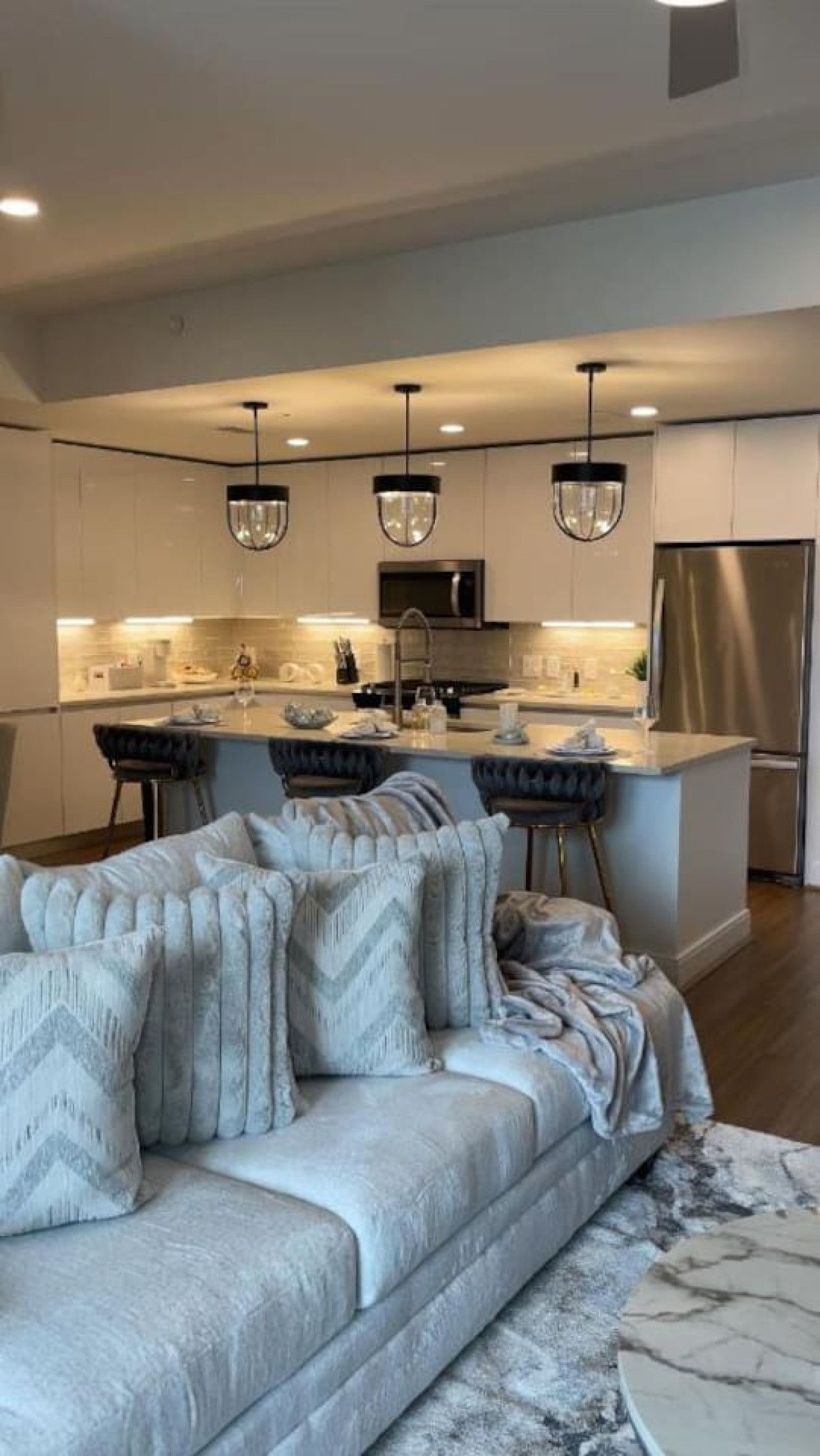 Buckhead Atlanta Luxury Suite - Image 3