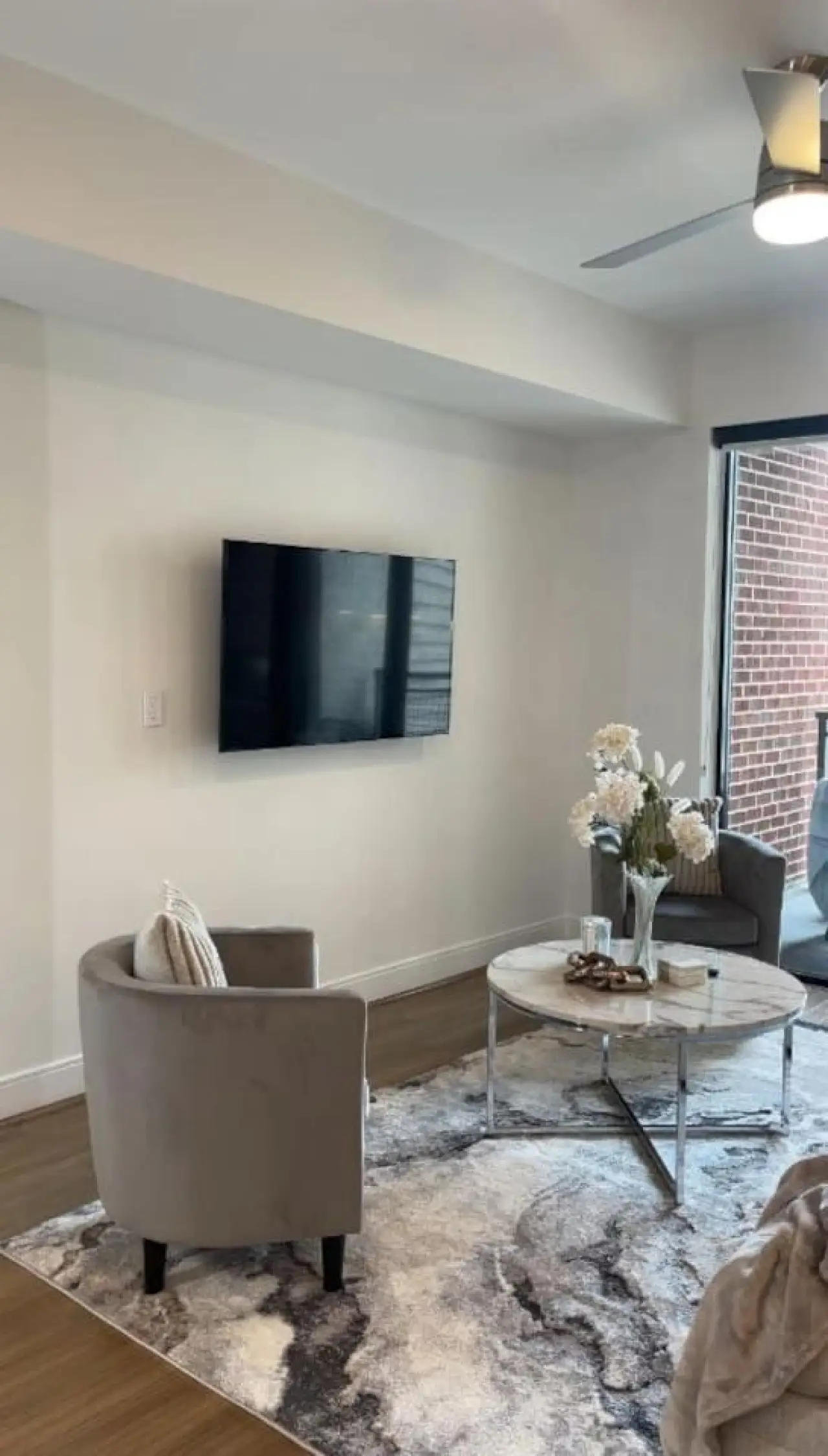 Buckhead Atlanta Luxury Suite - Image 4