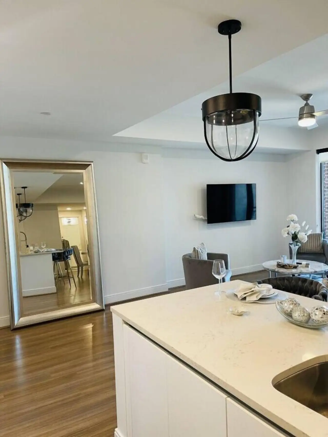 
							Buckhead Atlanta Luxury Suite - Image 8									