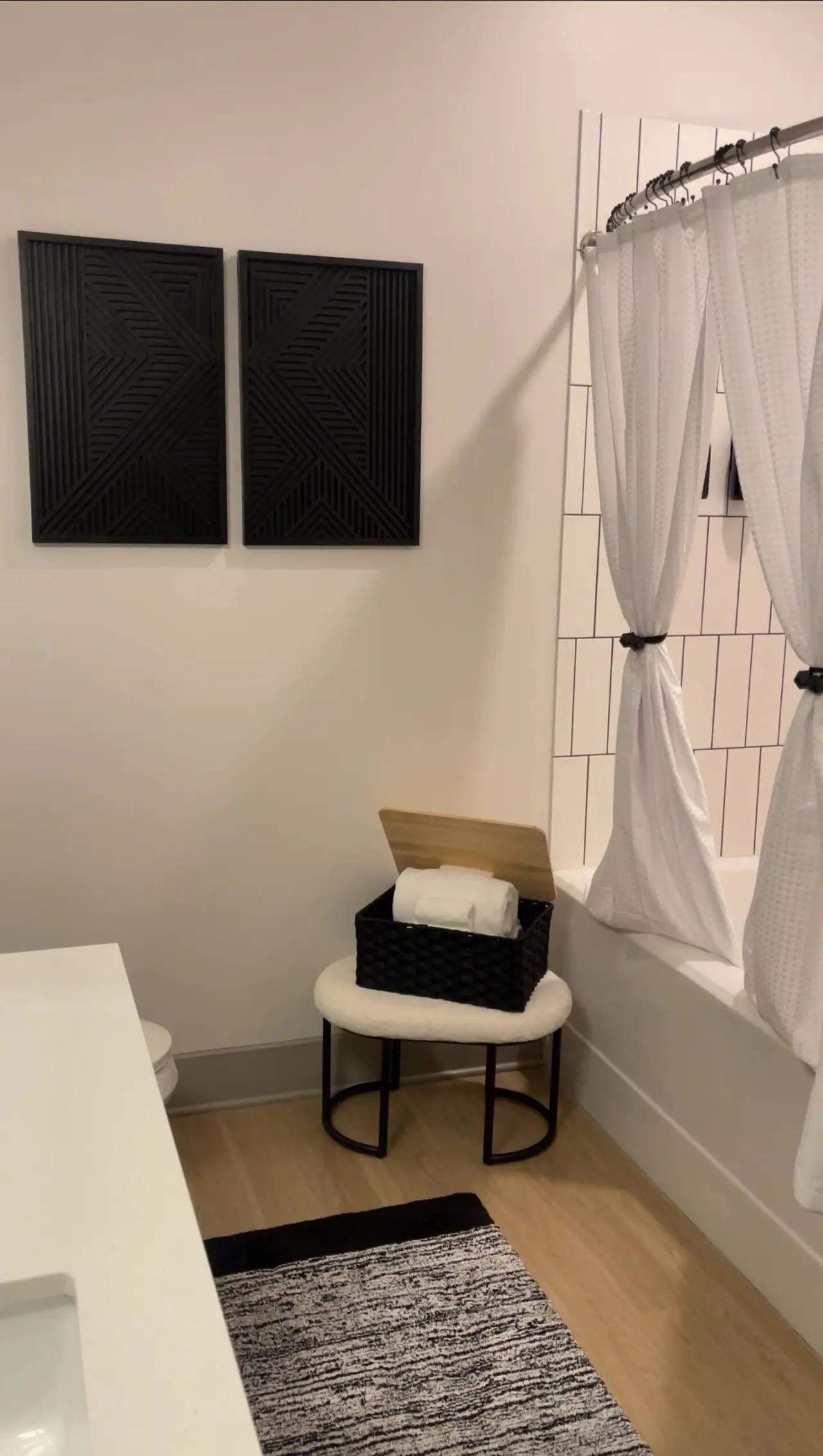 
							Midtown Atlanta Luxury Suite - Image 24									