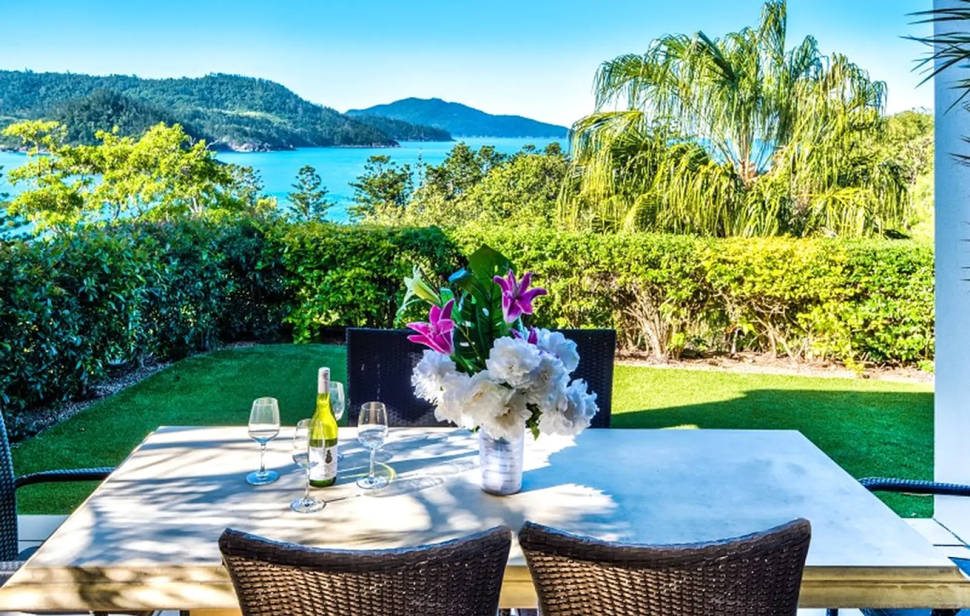 La Bella Waters outdoor dining