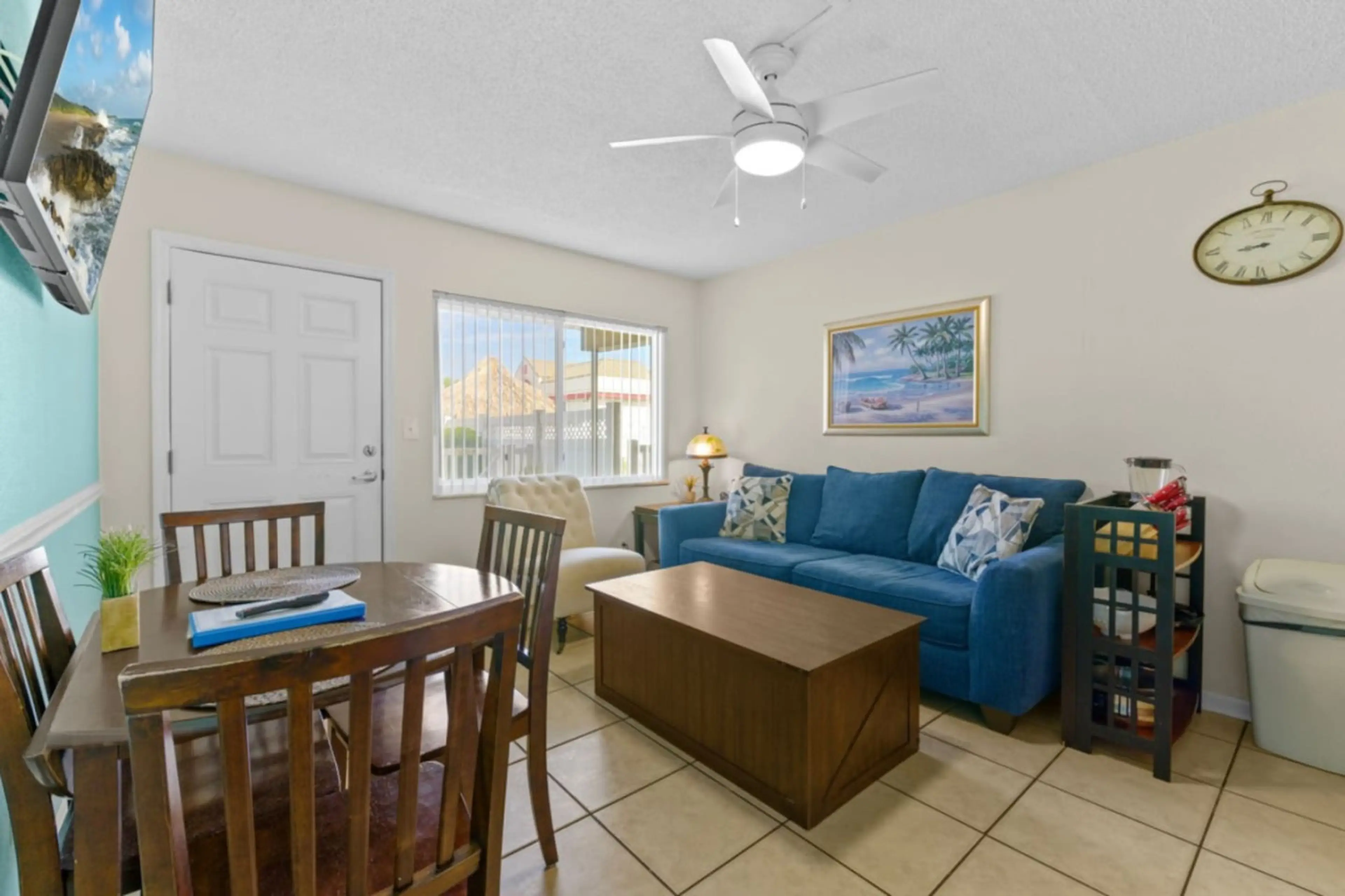 Living/ Dining Area
