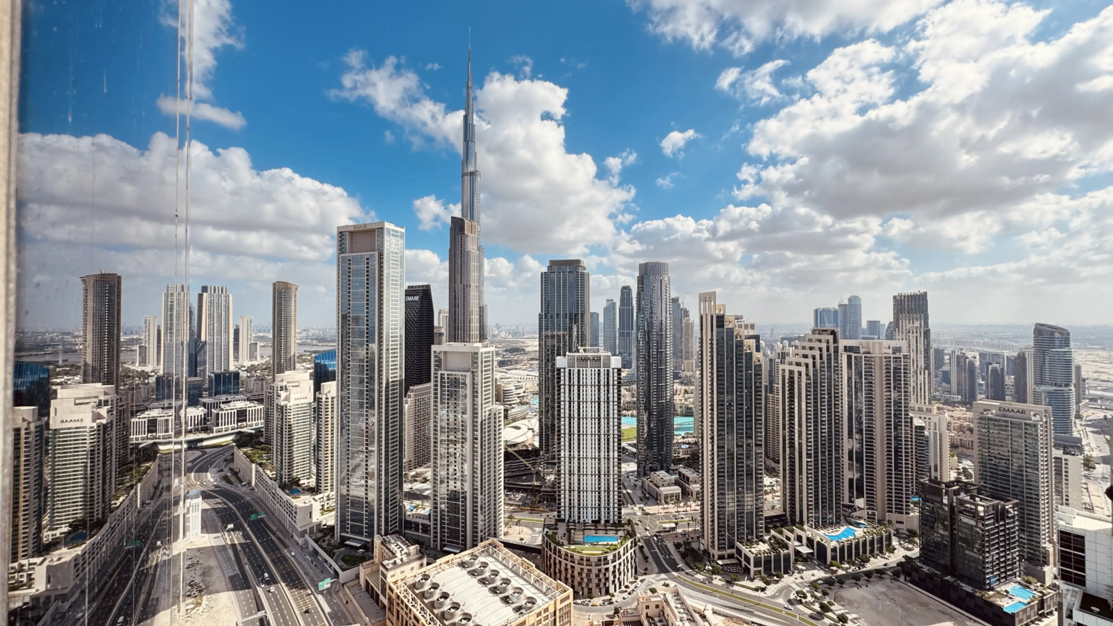 Balcony view to Downtown & Burj Khalifa