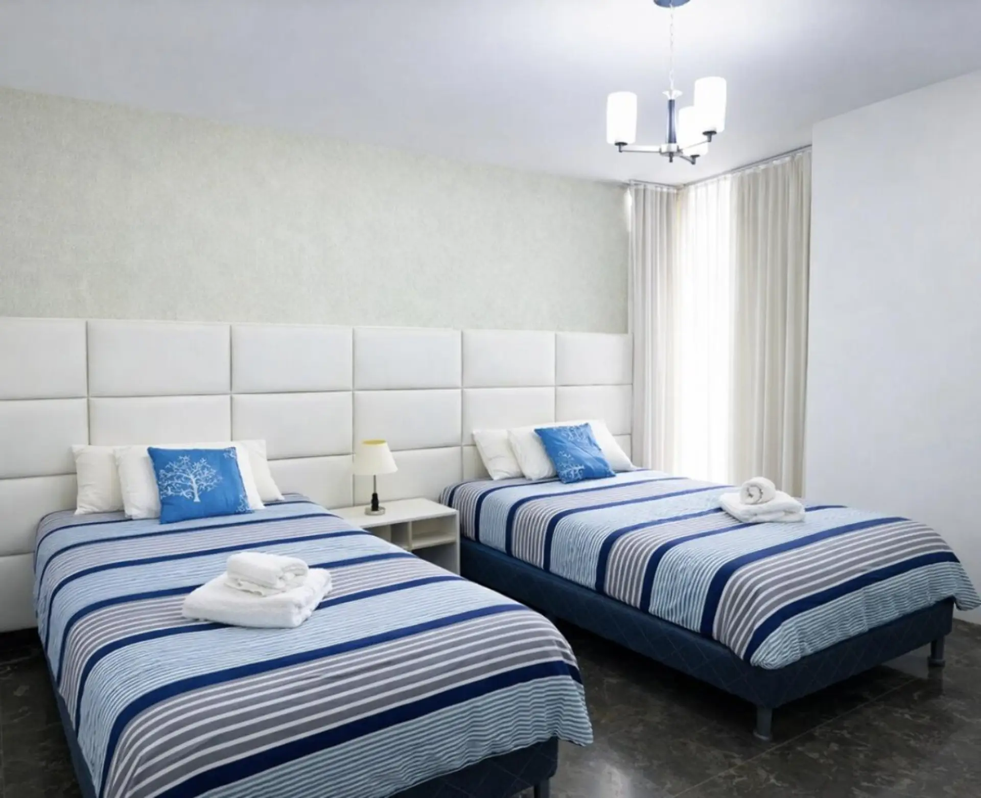 yoo-bedroom2
