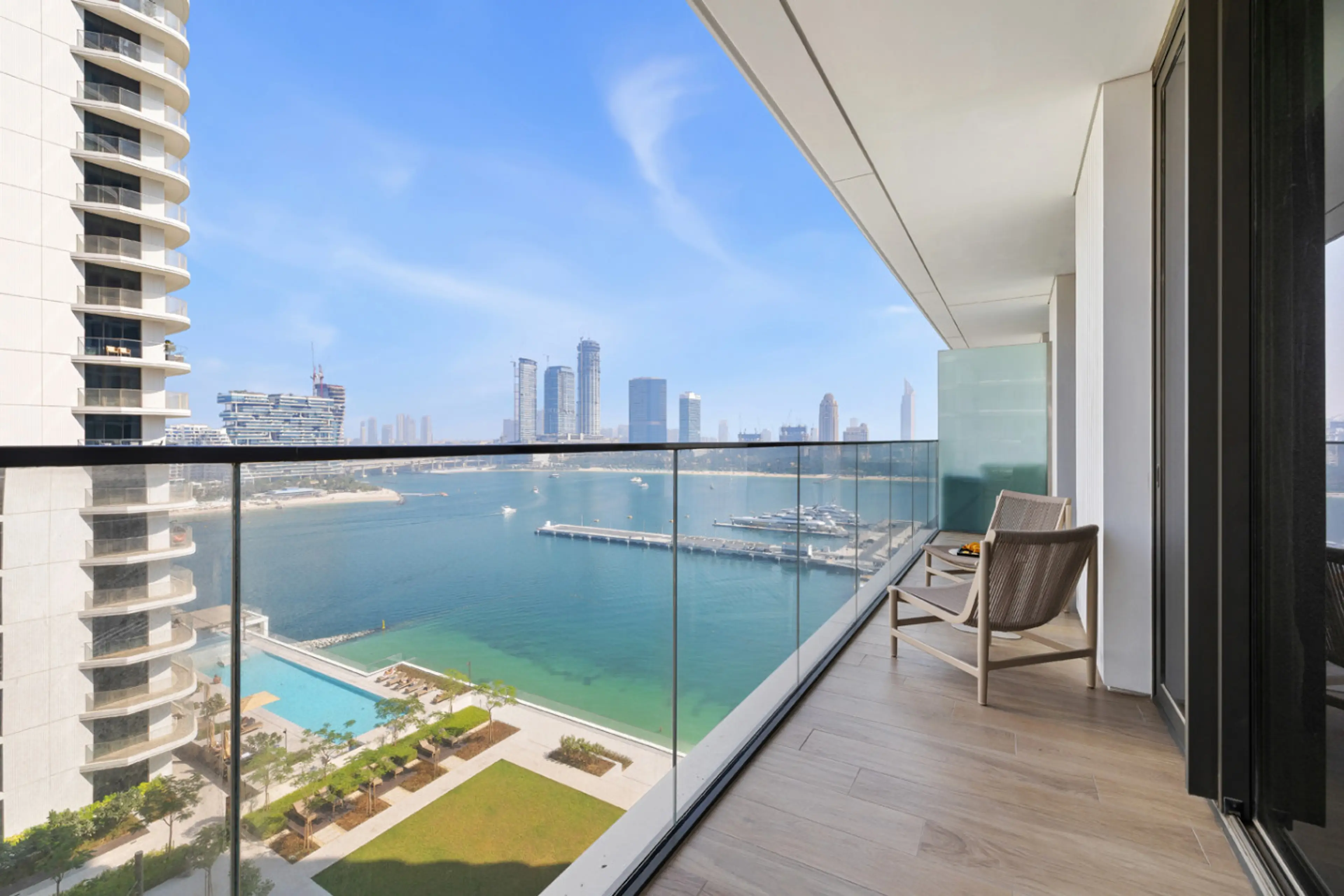 A private balcony with a beautiful view of Palm Jumeirah and Marina