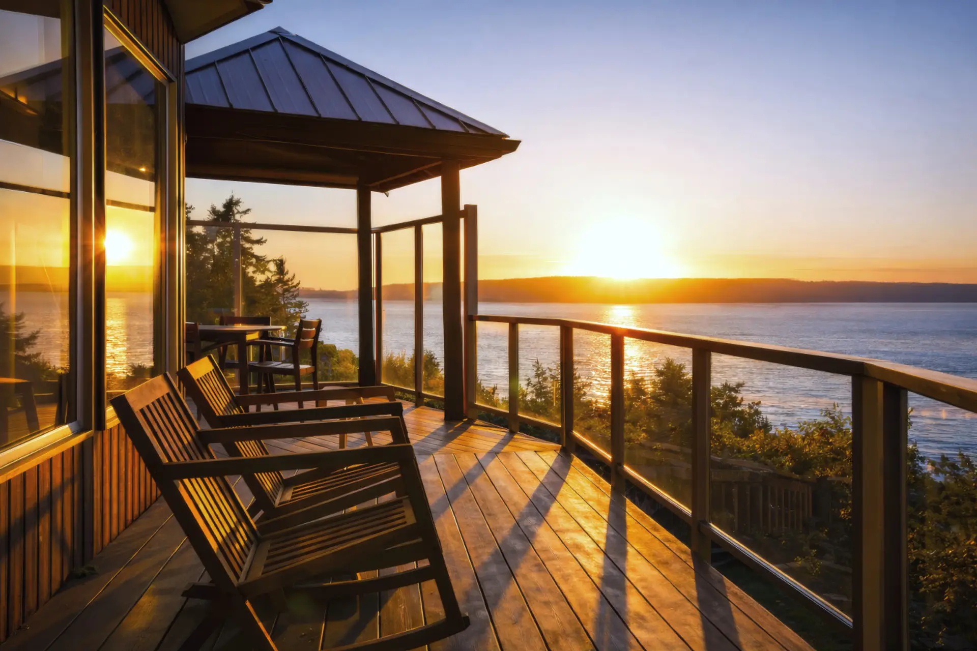 Porch: Sip your morning coffee with stunning water views and vibrant sunsets!