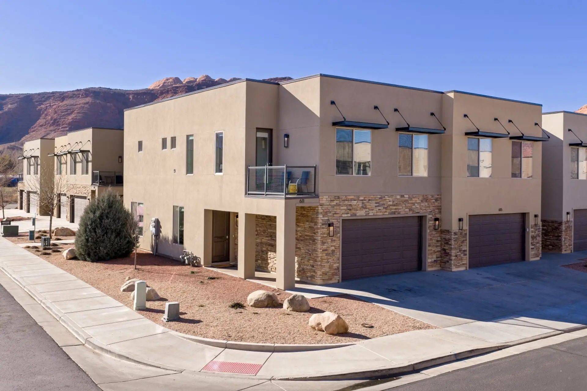 611 Street View