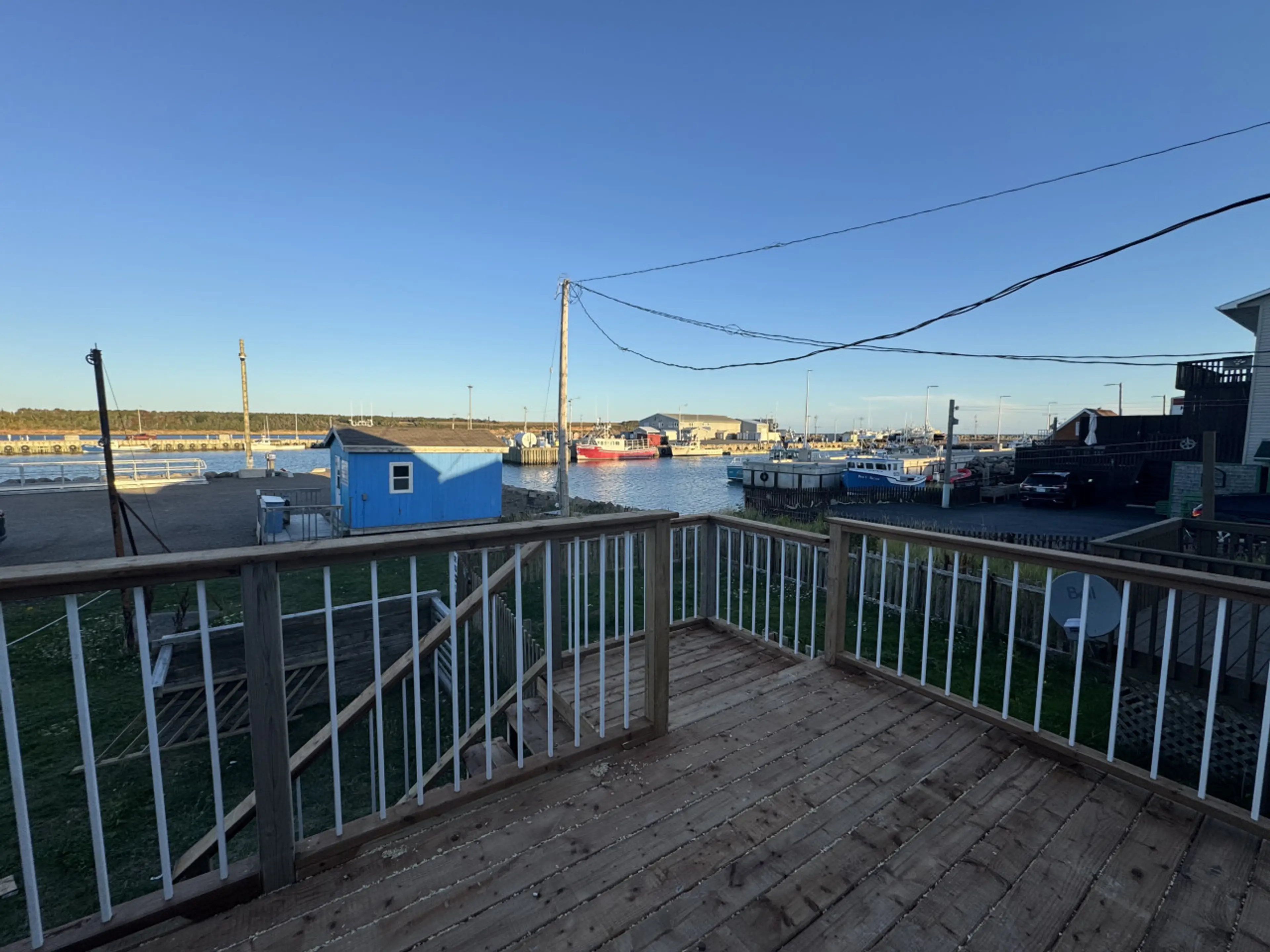 BBQ, patio furniture & propane fire pit will be available for use (seasonal)