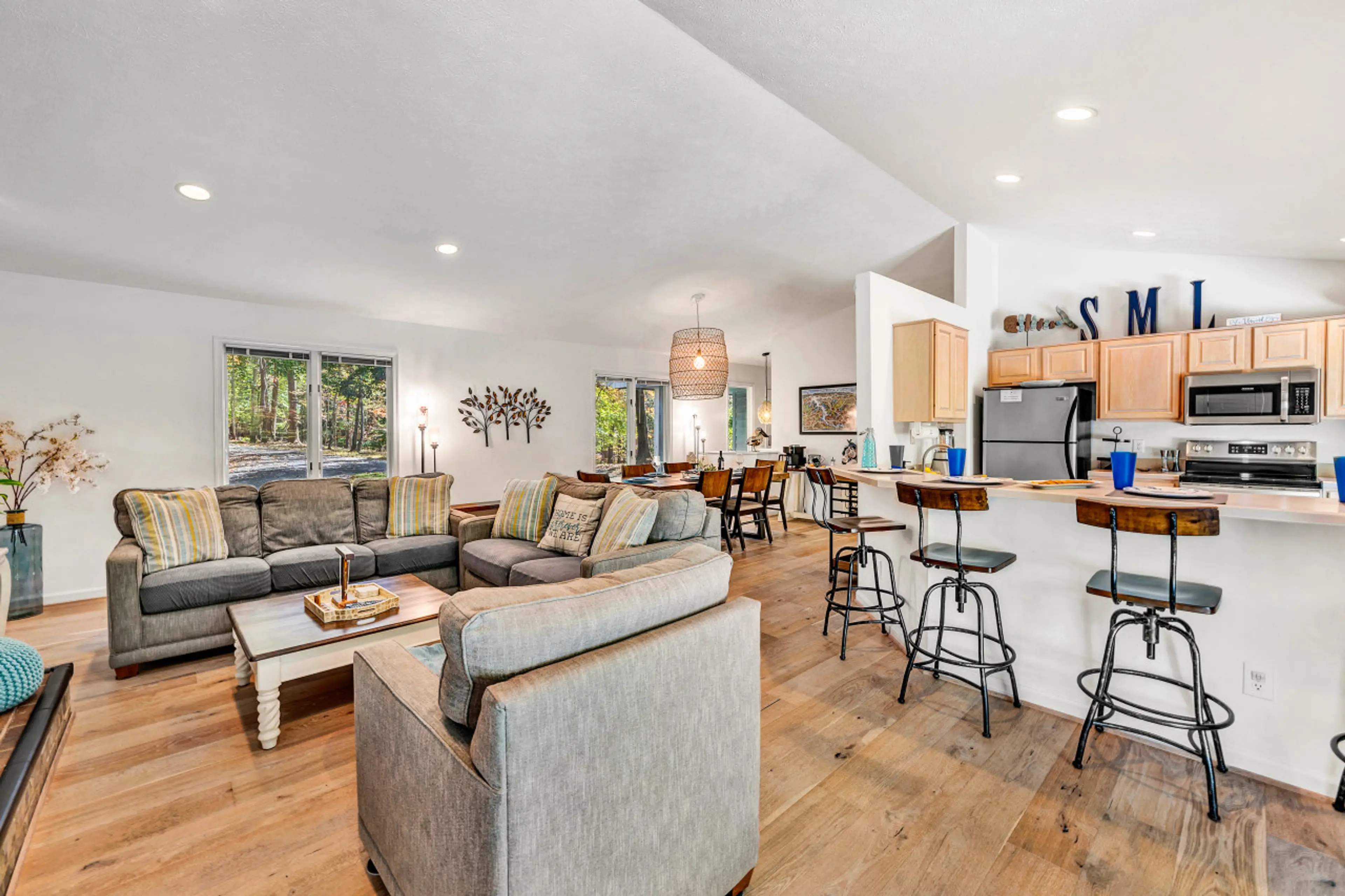 Enjoy casual dining that overlooks the kitchen.