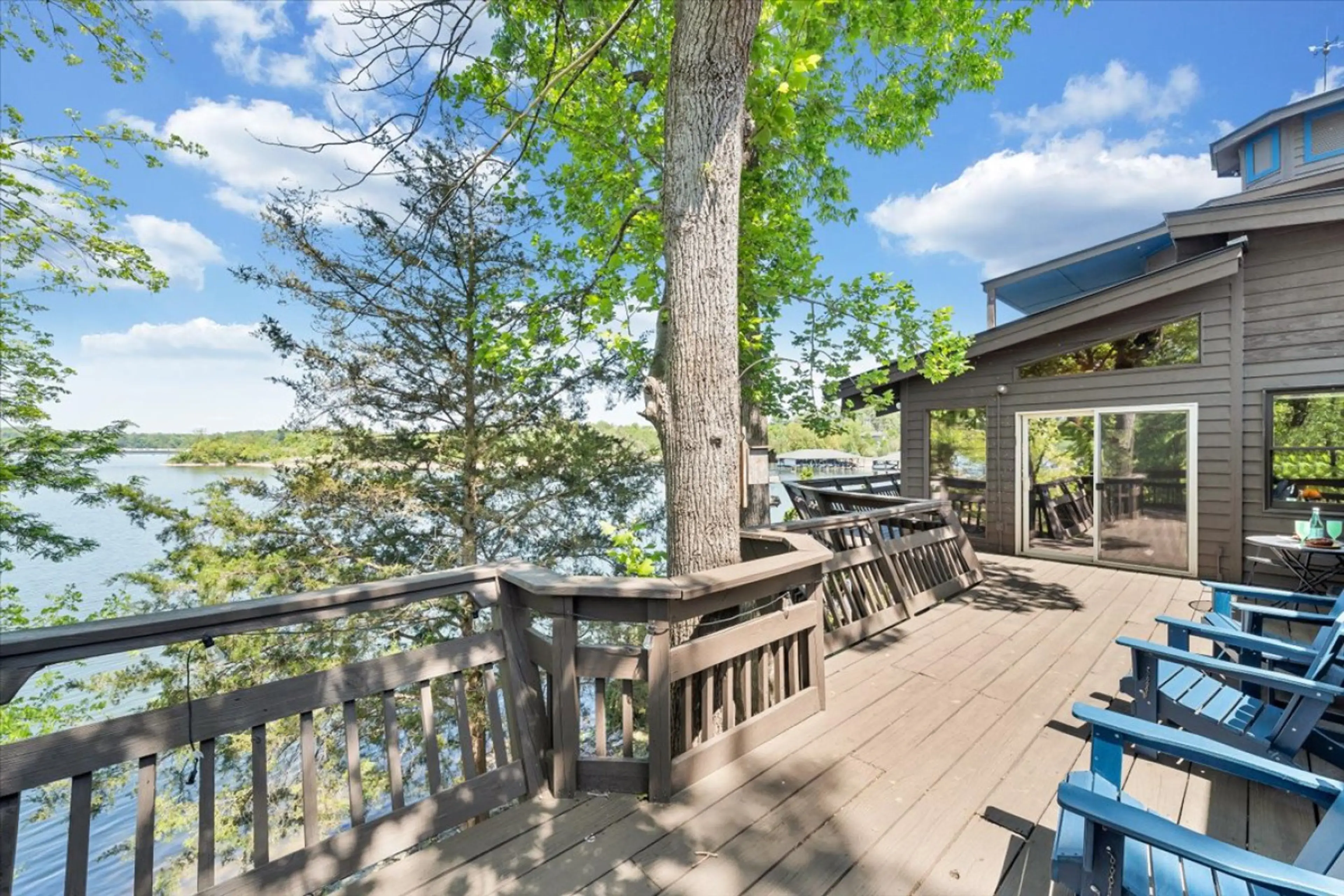 Private waterfront oasis with stunning views!