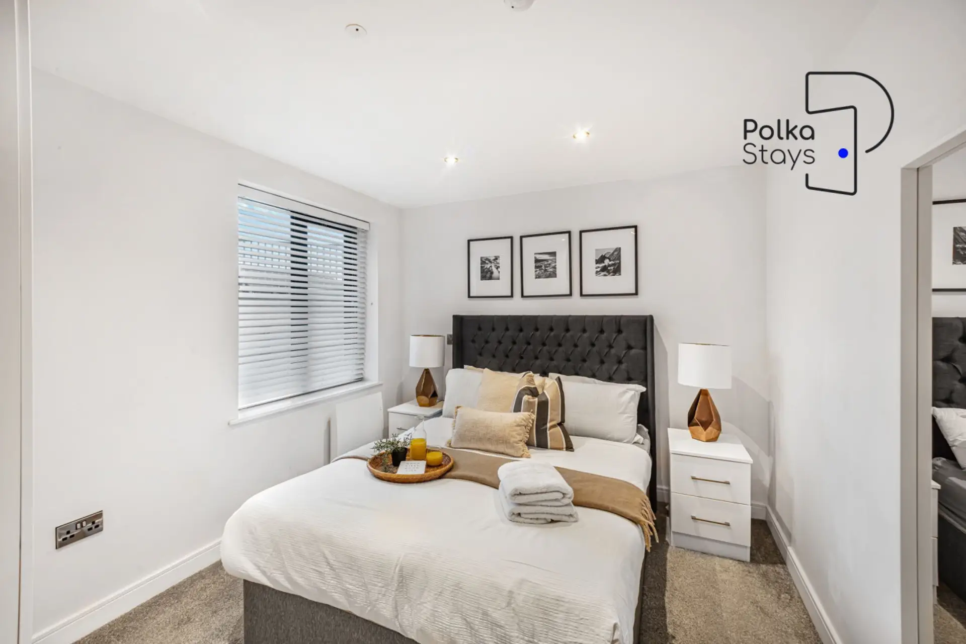 York Suite, Chester Stables: PolkaStays. Book luxury UK rentals. Chester getaway!