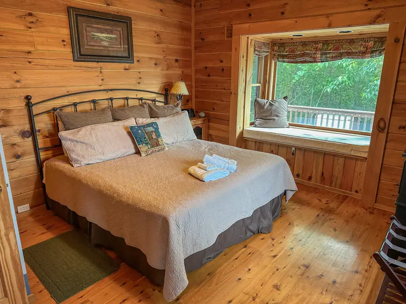 Second king bedroom with mountain views and ensuite bath
