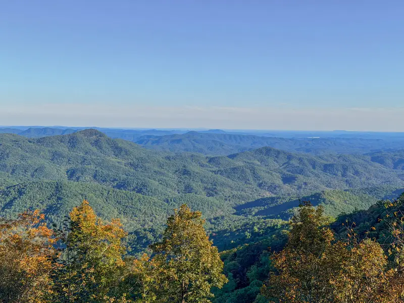 Long-range mountain vista near the Misty Mountain overlook