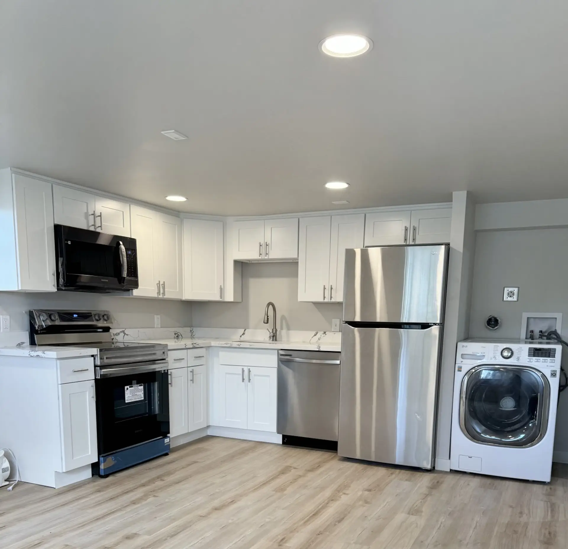 300 Garden Unit B 10