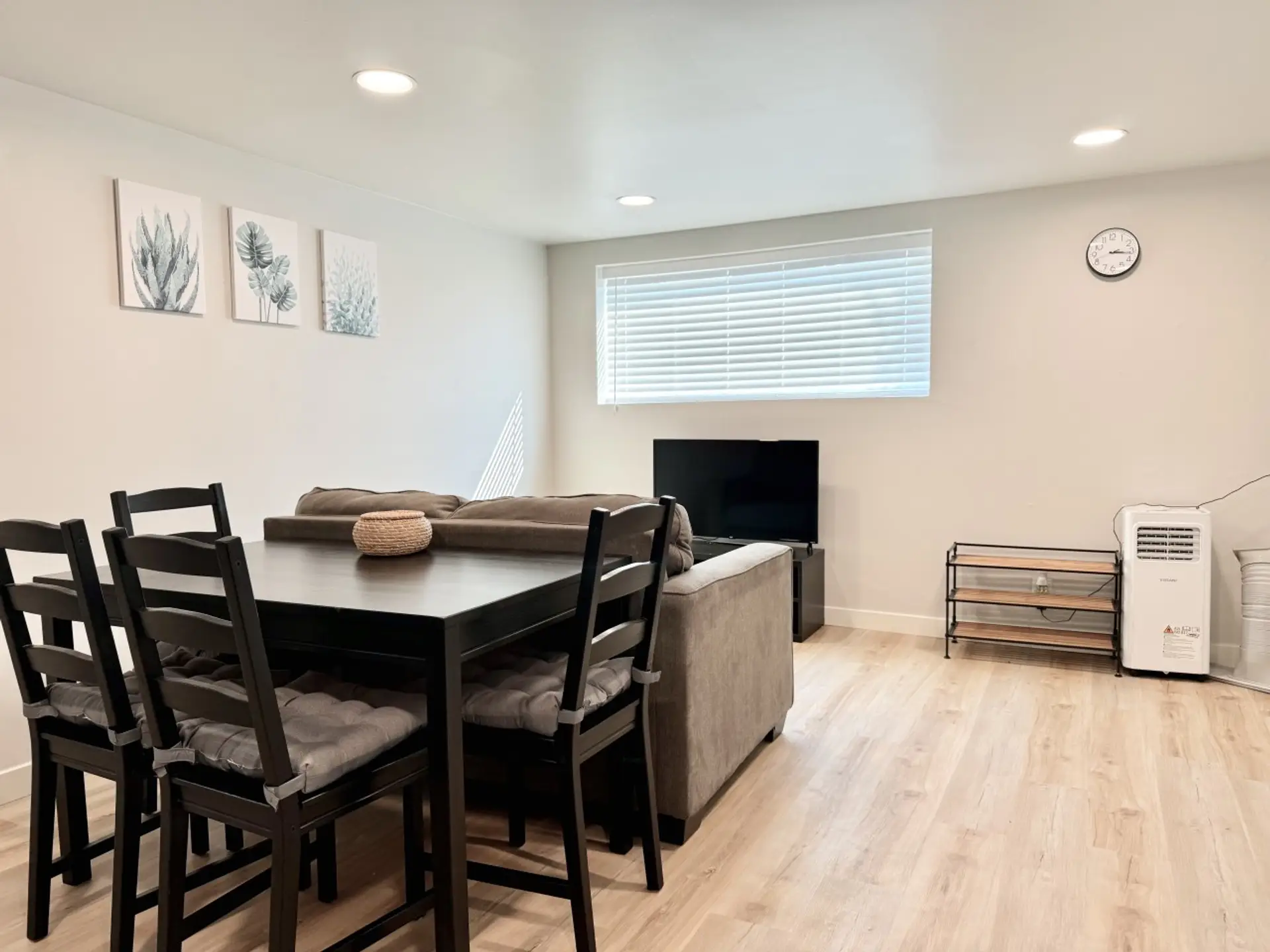 300 Garden Unit B 8