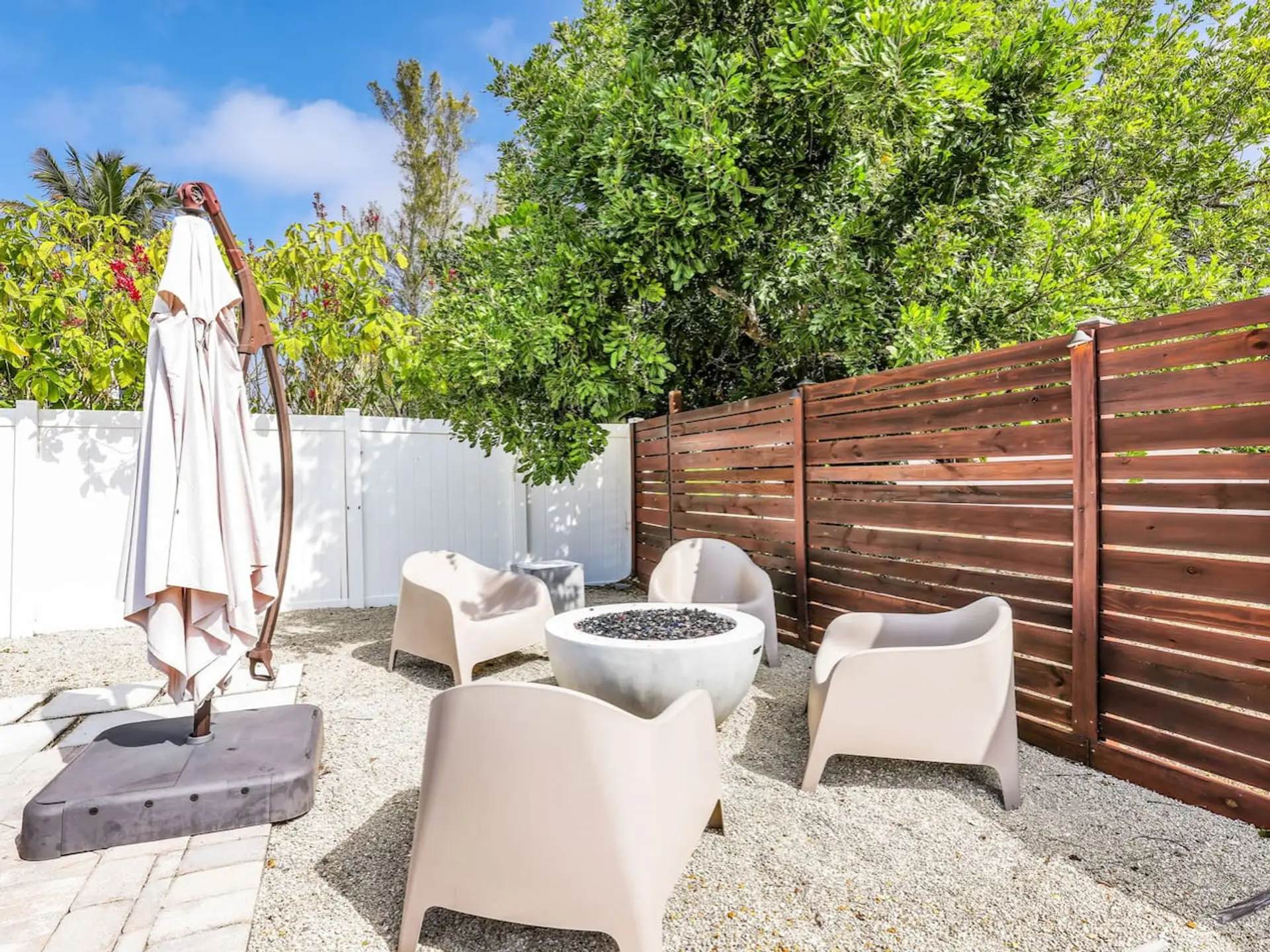 Private firepit