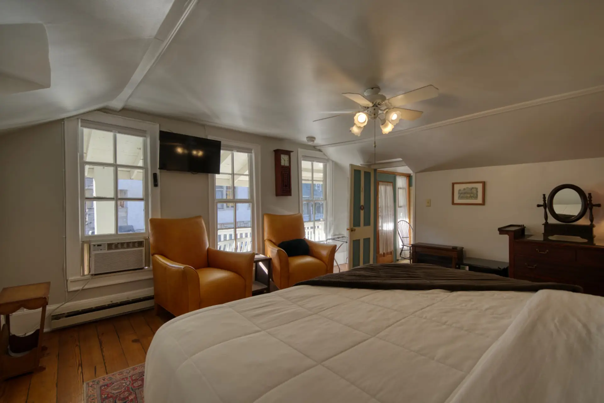 King Bed