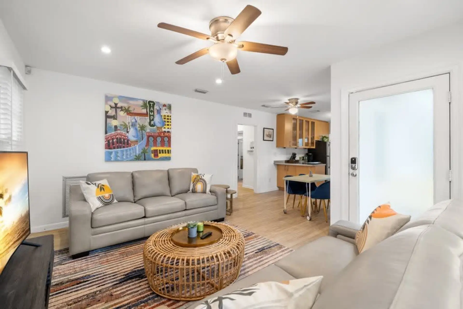 Cozy and comfortable living space with queen sized pull out couch that sleeps two