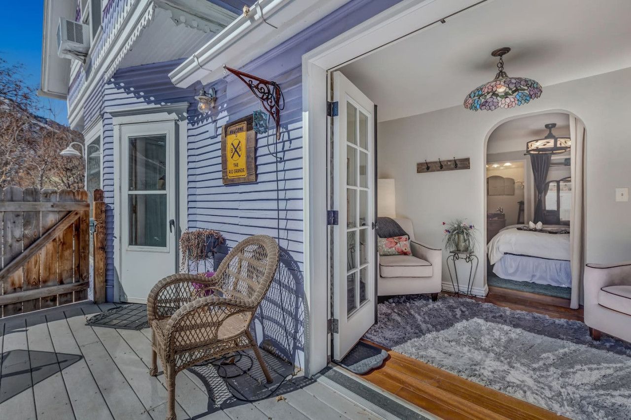 Downtown Rustic Luxury Garden Suite