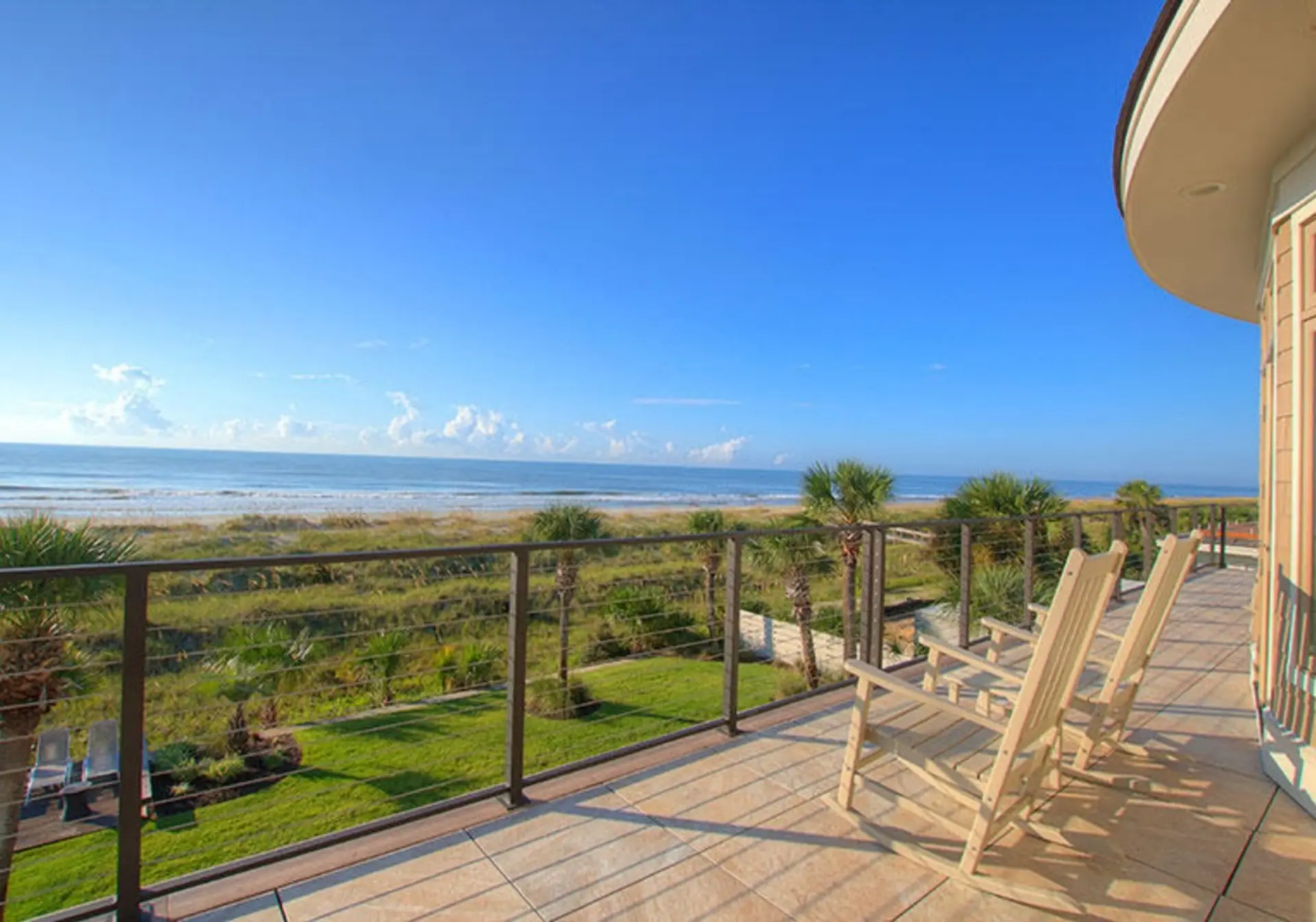 An Award-Winning Oceanfront Arrival