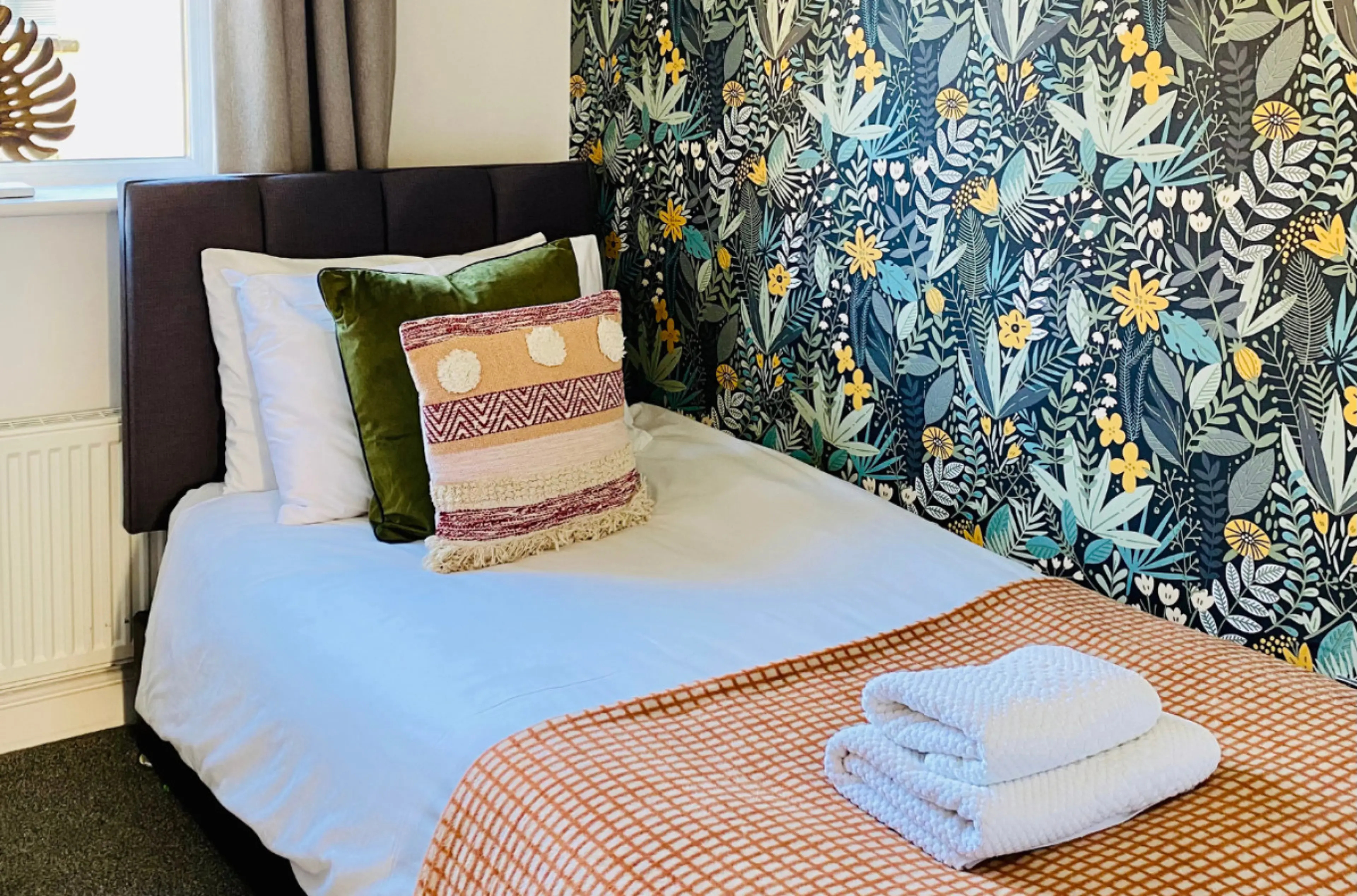 Brackenhill Lodge - Halifax | Garden, Parking, Pets OK - Image 8