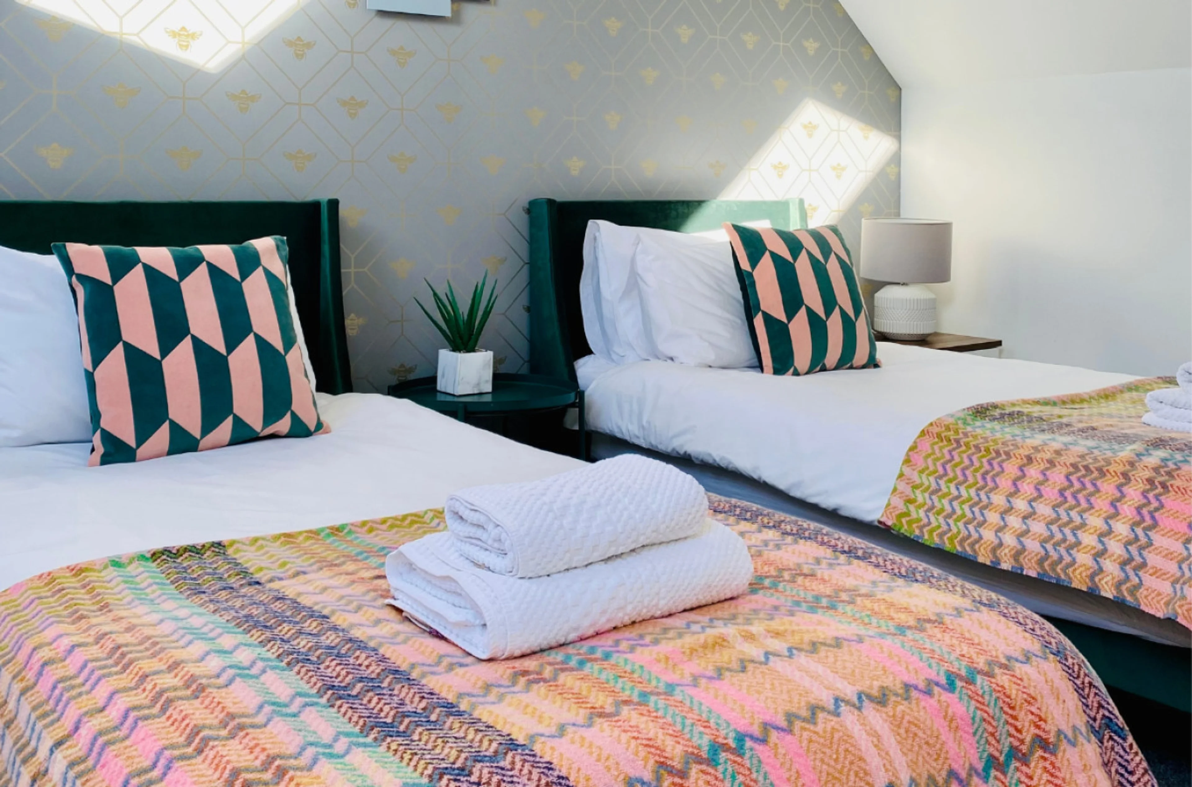 Brackenhill Lodge - Halifax | Garden, Parking, Pets OK - Main view