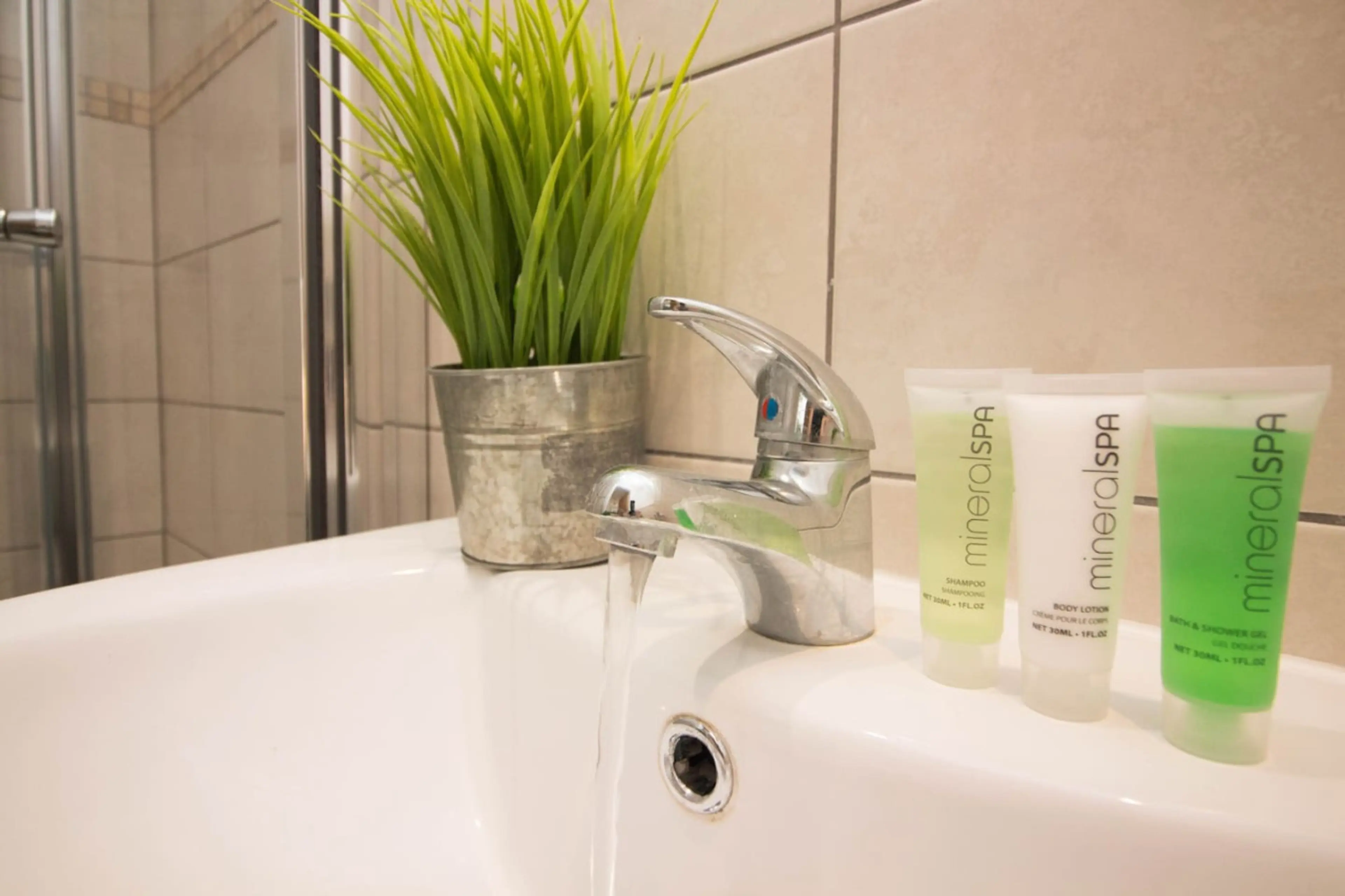 Ambler Thorn →Halifax 10mins | Family Friendly | Pets OK - Image 10