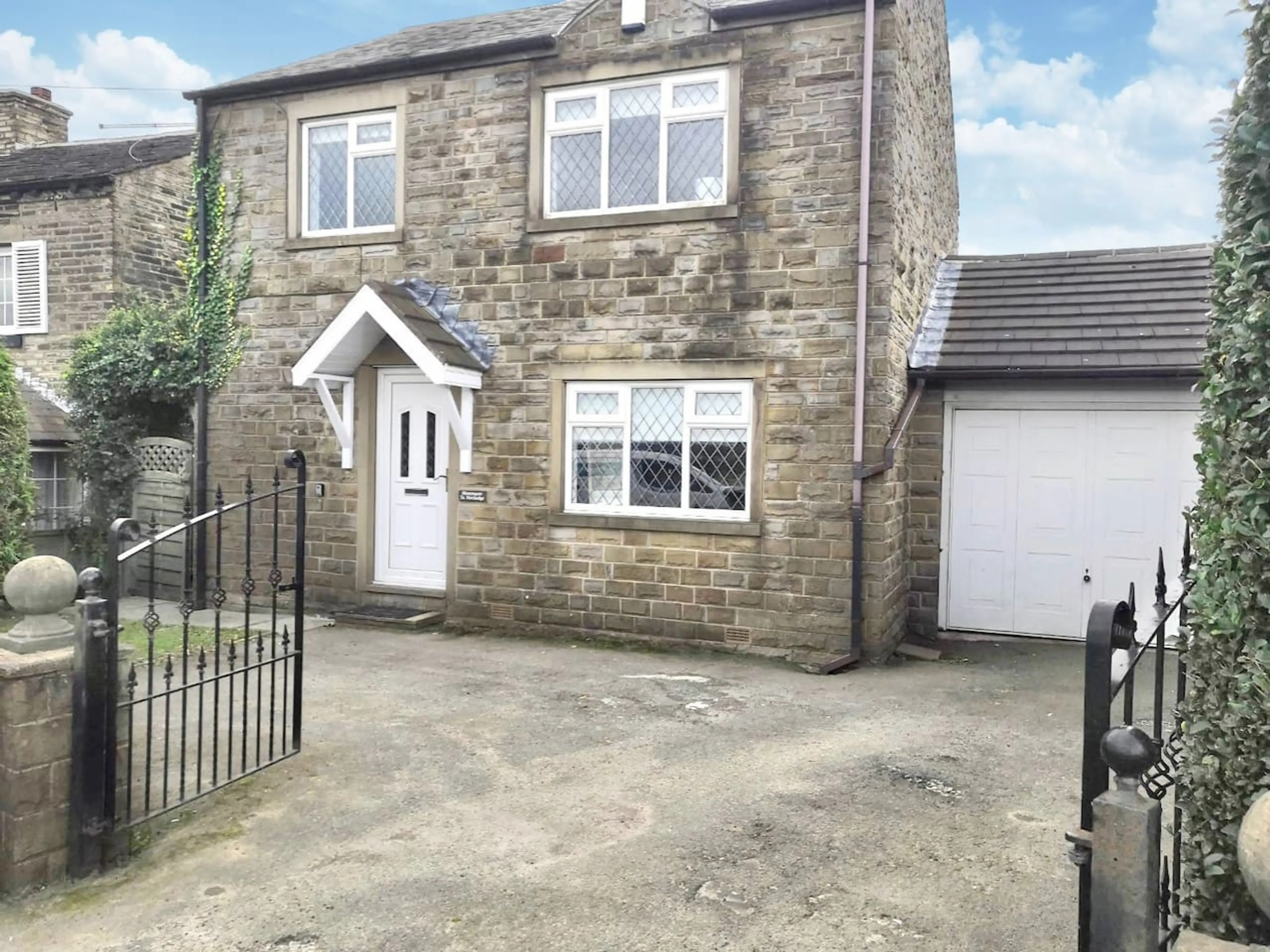 Blossomgate - Halifax →10mins  | Pets OK | Parking - Image 13