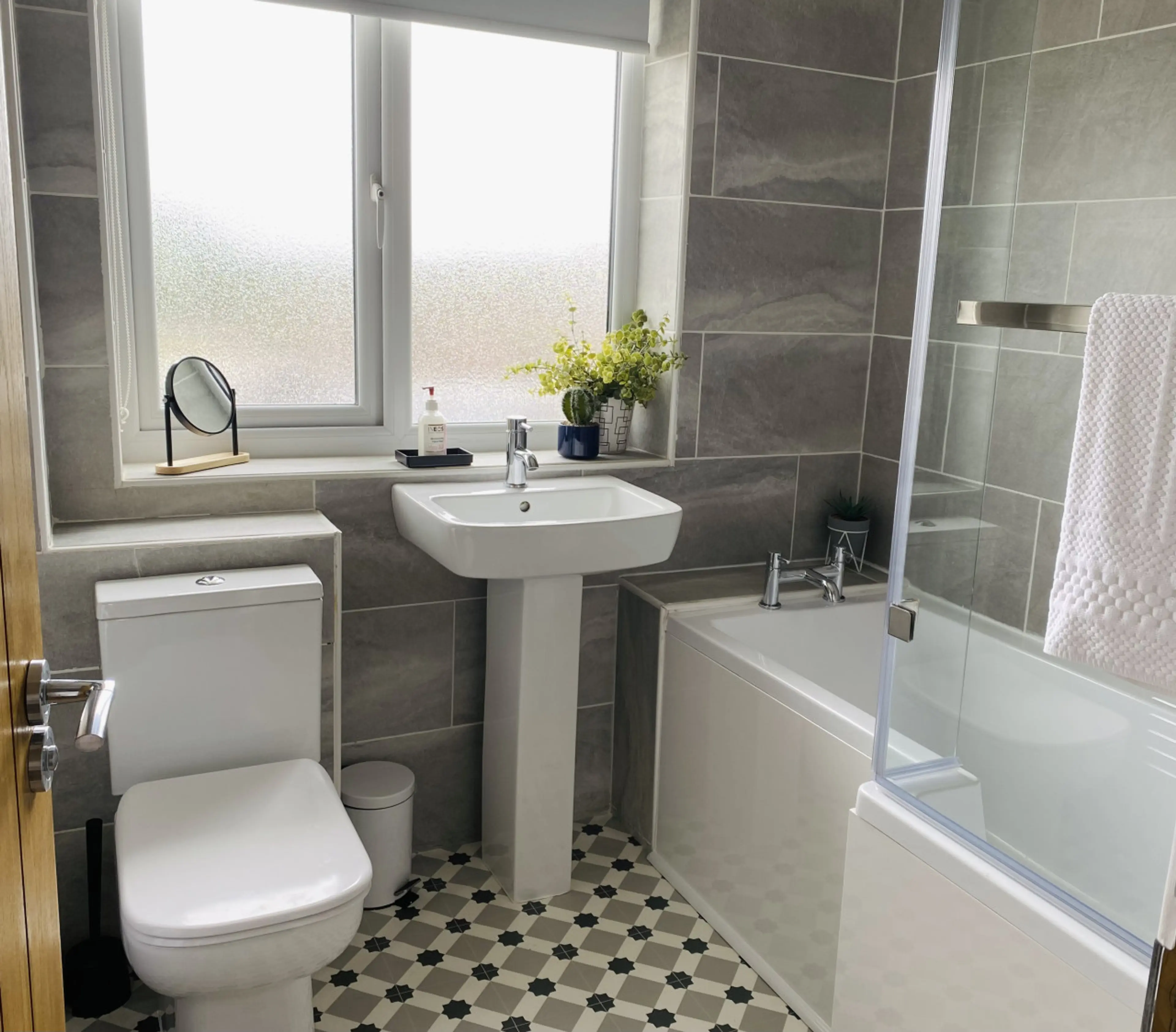 Foxcroft Fold | Brighouse →3 mins | Pets OK | Garden - Image 6