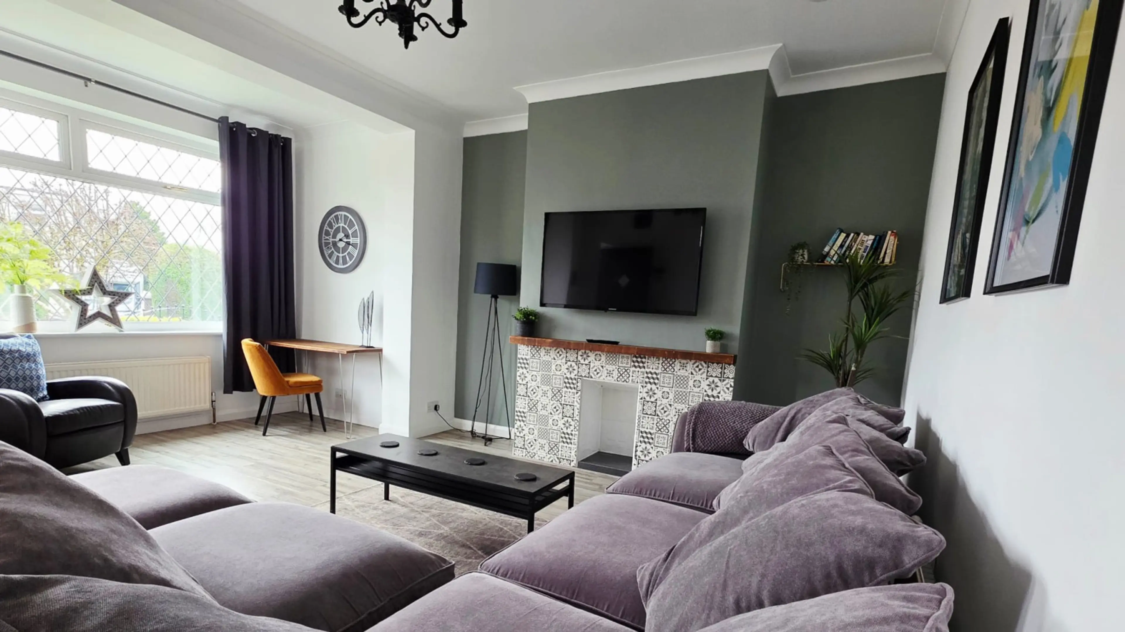 The Nook| Spacious Huddersfield Home close to M62 - Image 12