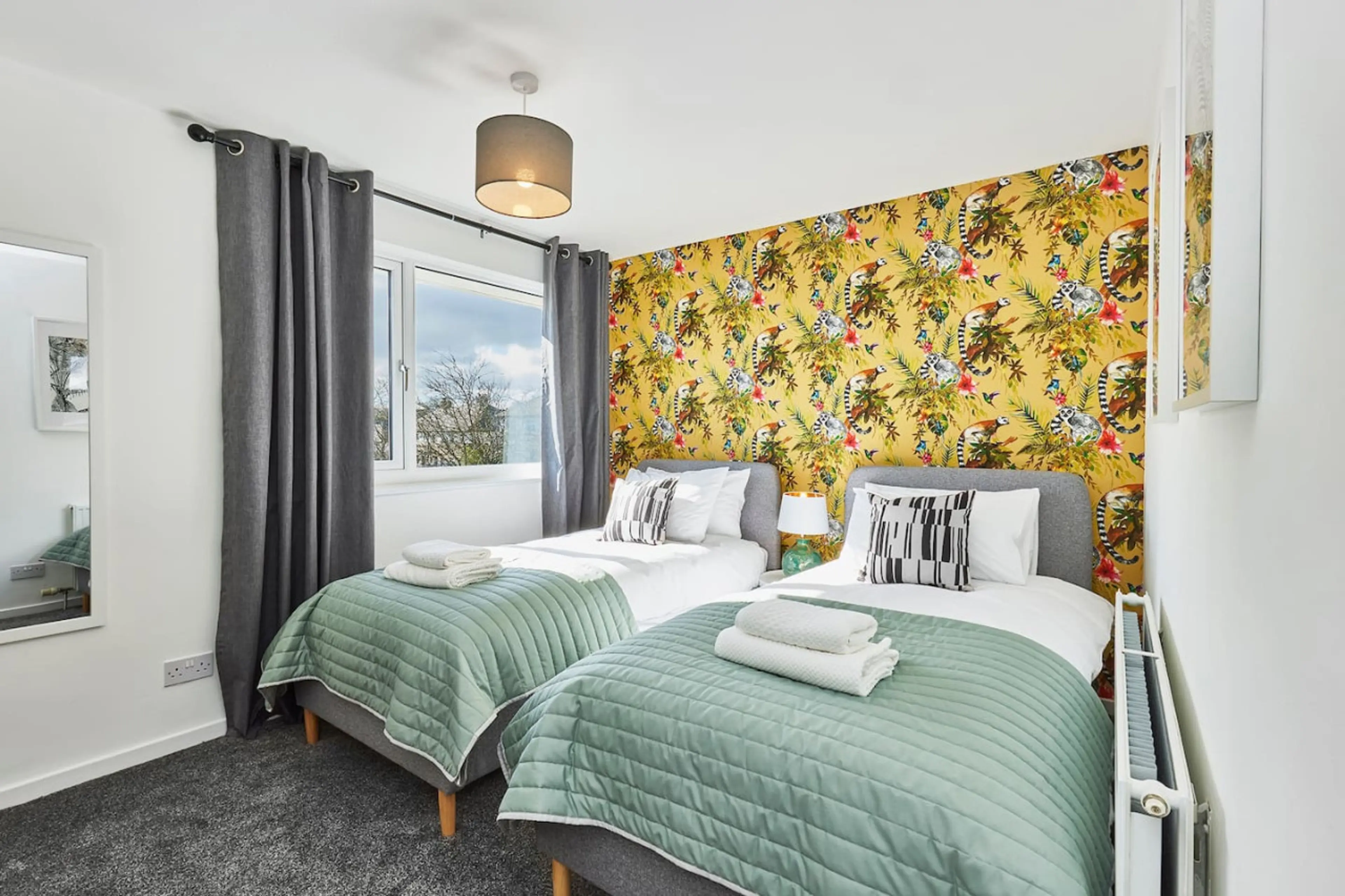 Cromwell Croft | 7mins→Halifax/Brighouse | Pets - Image 7