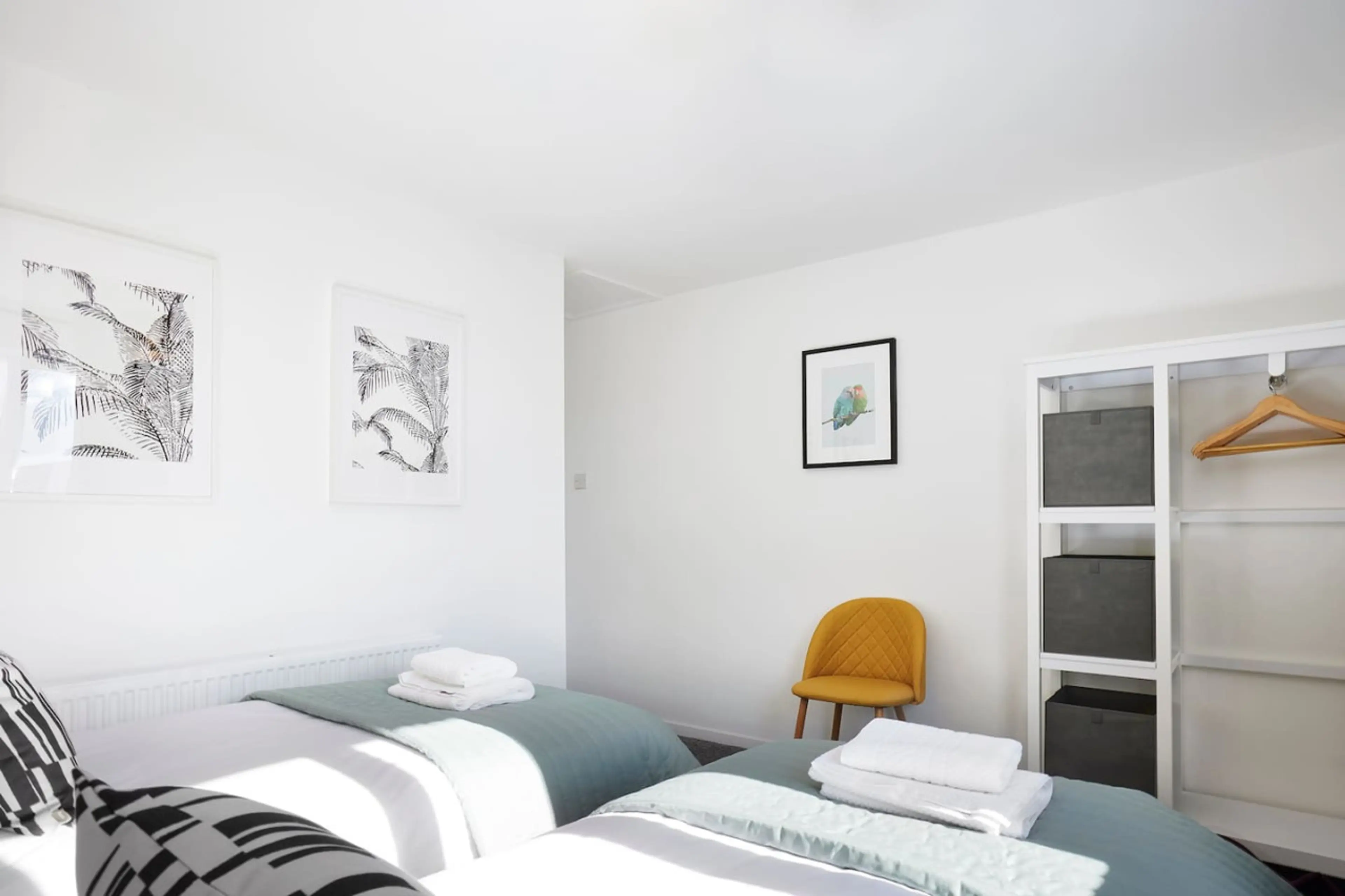 Cromwell Croft | 7mins→Halifax/Brighouse | Pets - Image 8