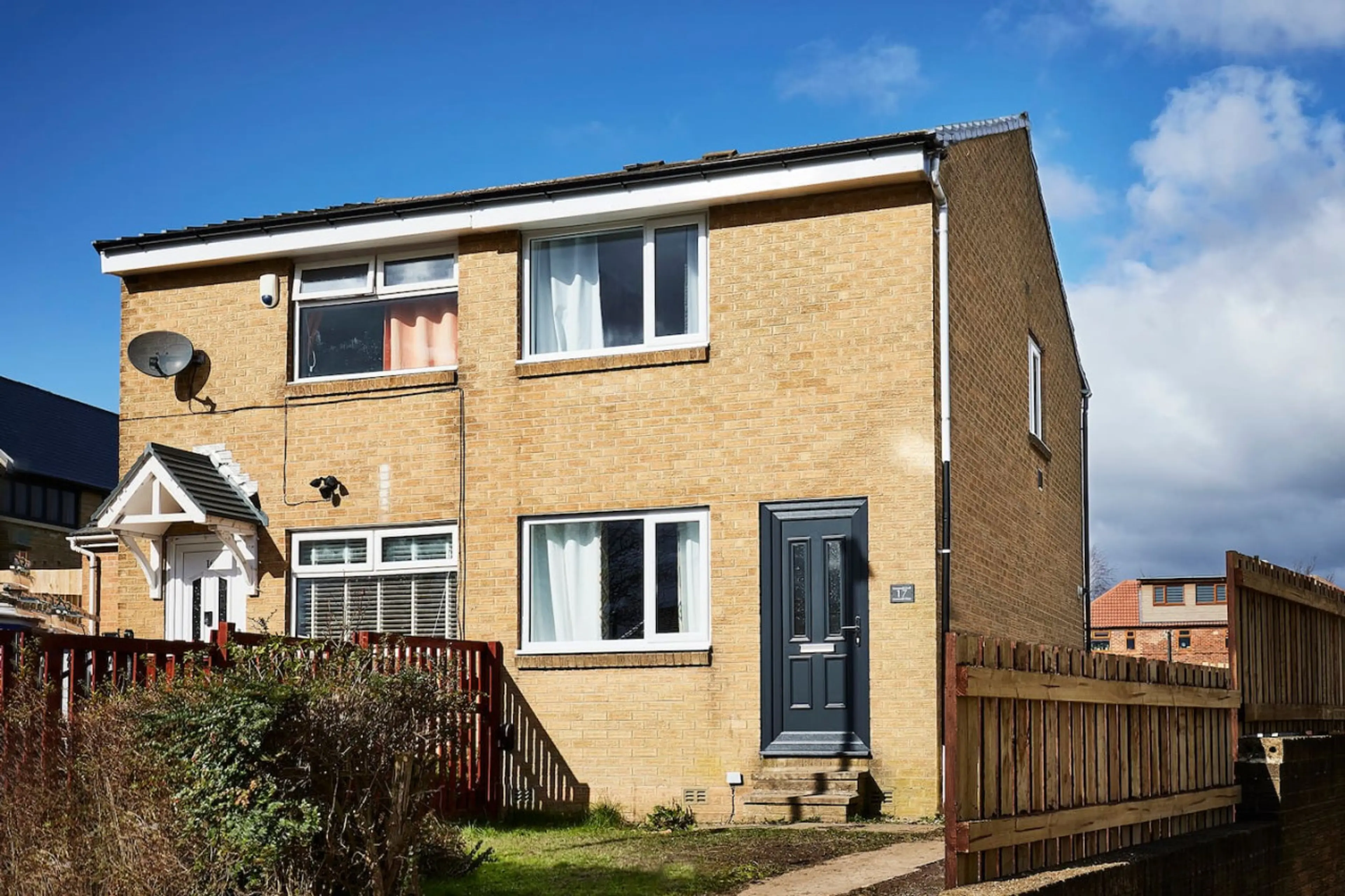 Cromwell Croft | 7mins→Halifax/Brighouse | Pets - Image 5