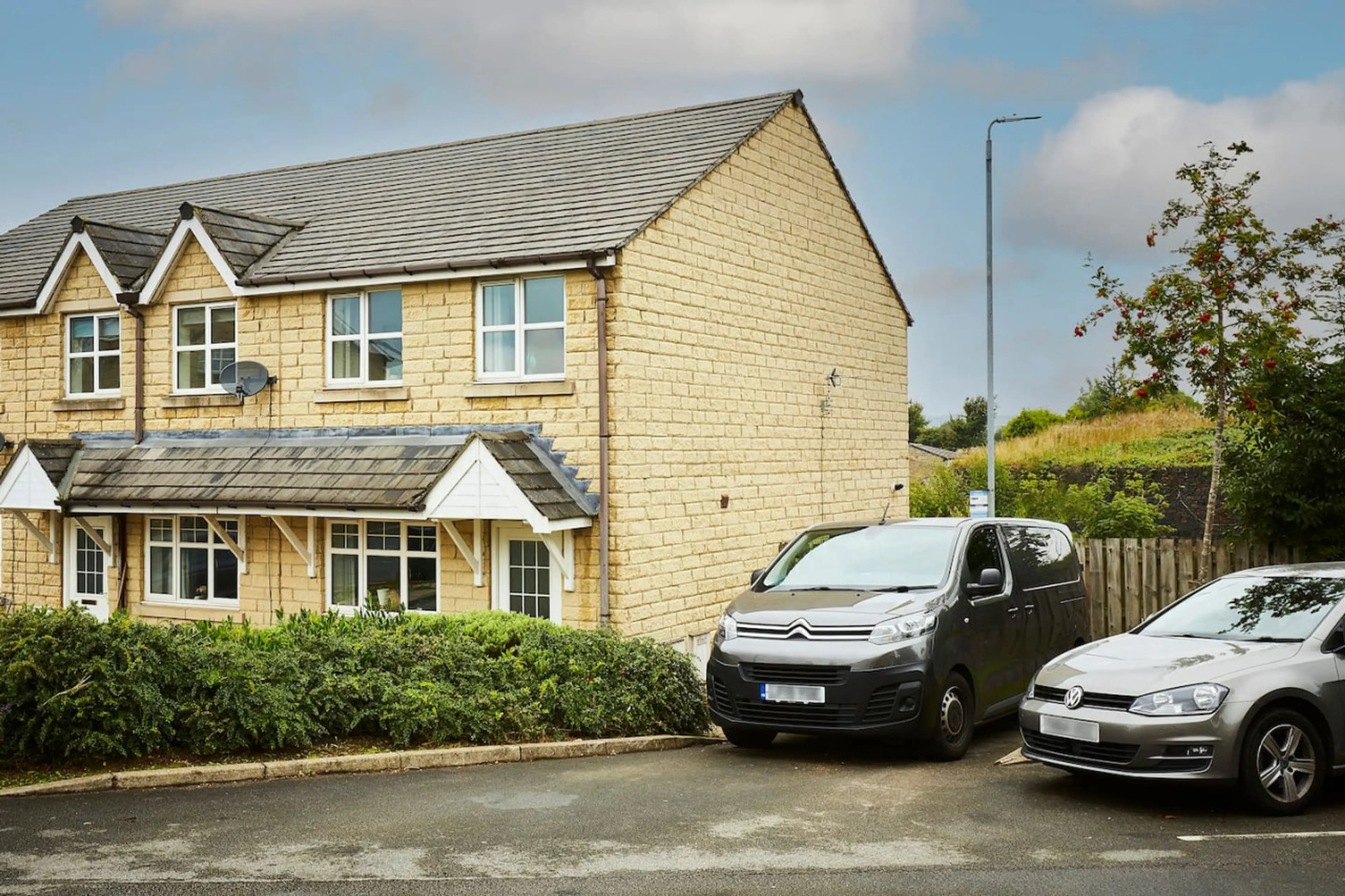 Beacon Hill View - Halifax/Piece Hall 4 min | Parking - Image 16