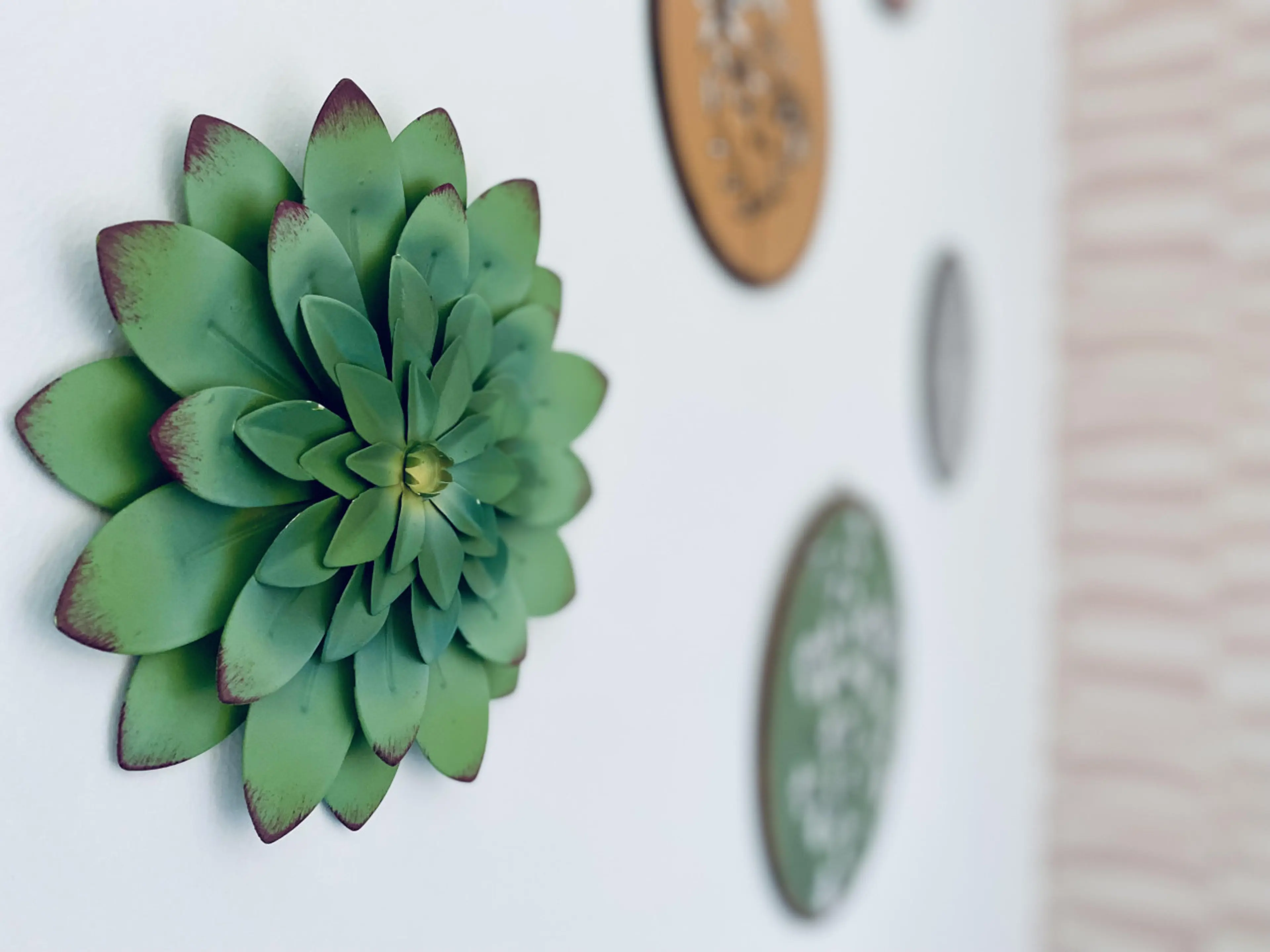 Storthes Hall Lodge | Kirkburton →5 min| Pets OK | Garden - Image 12