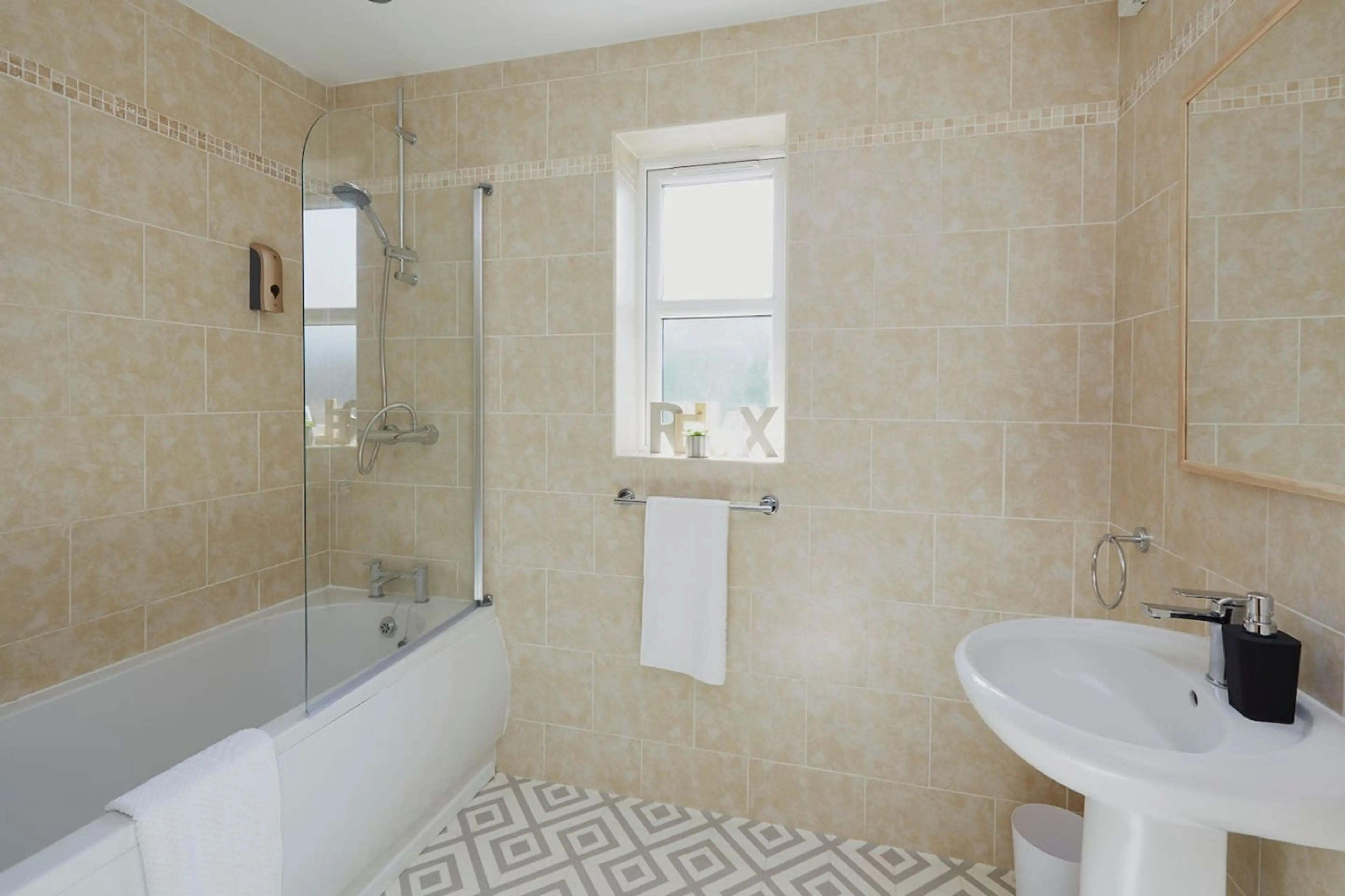 Lister's Nest |  Halifax→8 min | Family + Pets | Garden - Image 18