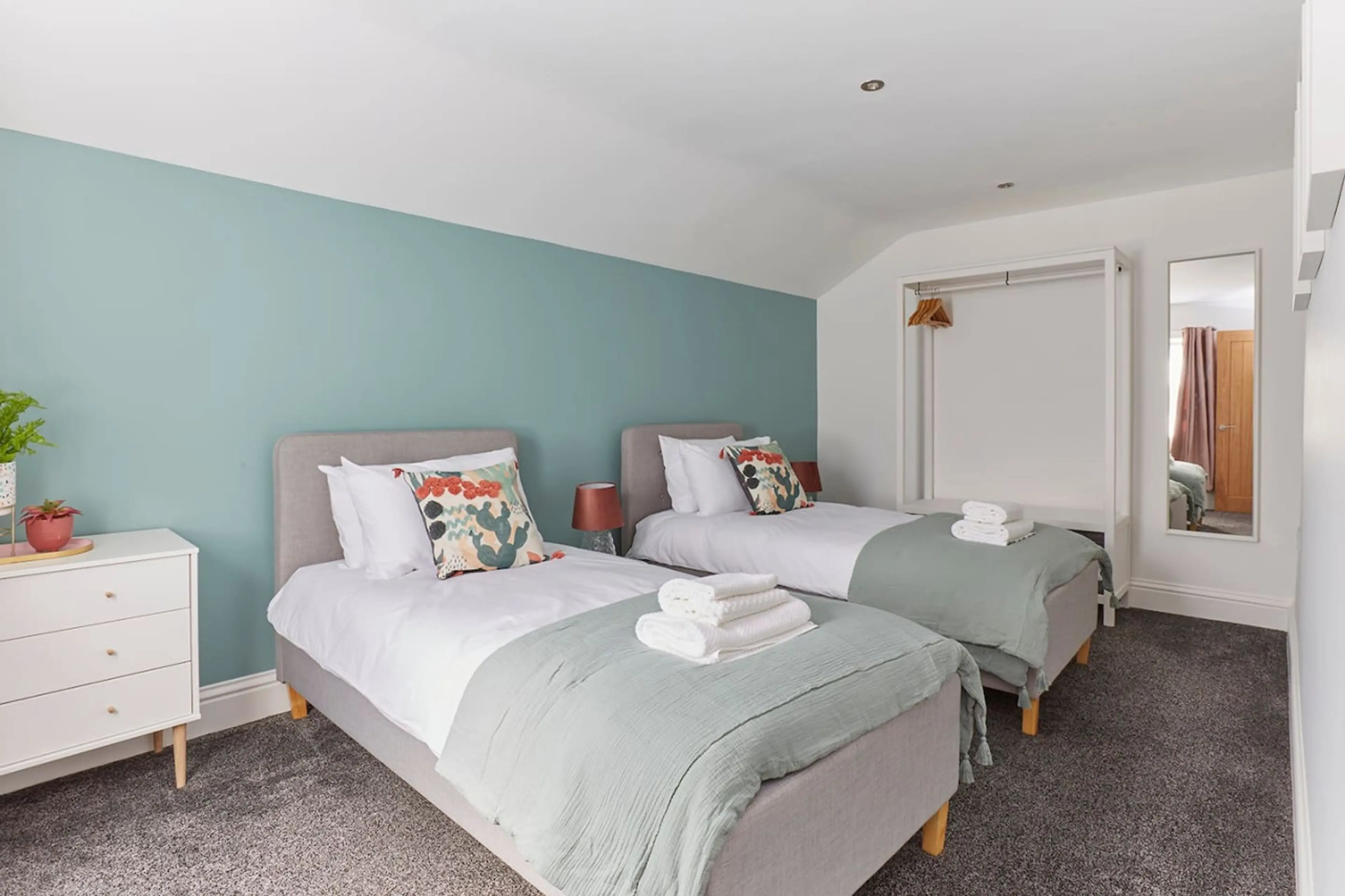 Lister's Nest |  Halifax→8 min | Family + Pets | Garden - Image 15