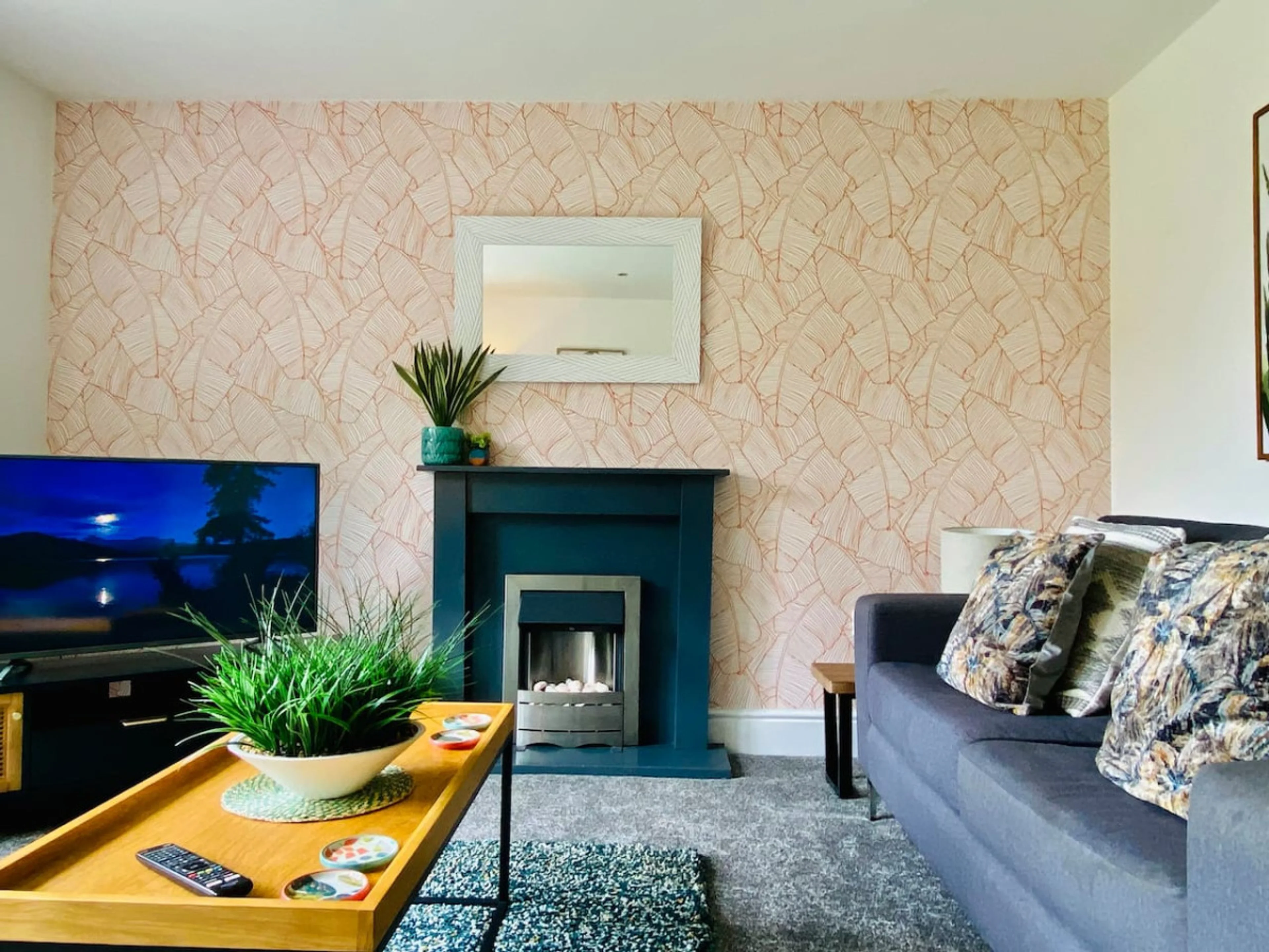 Royal Calderdale | 8→mins Halifax | Parking | Pets OK - View 5