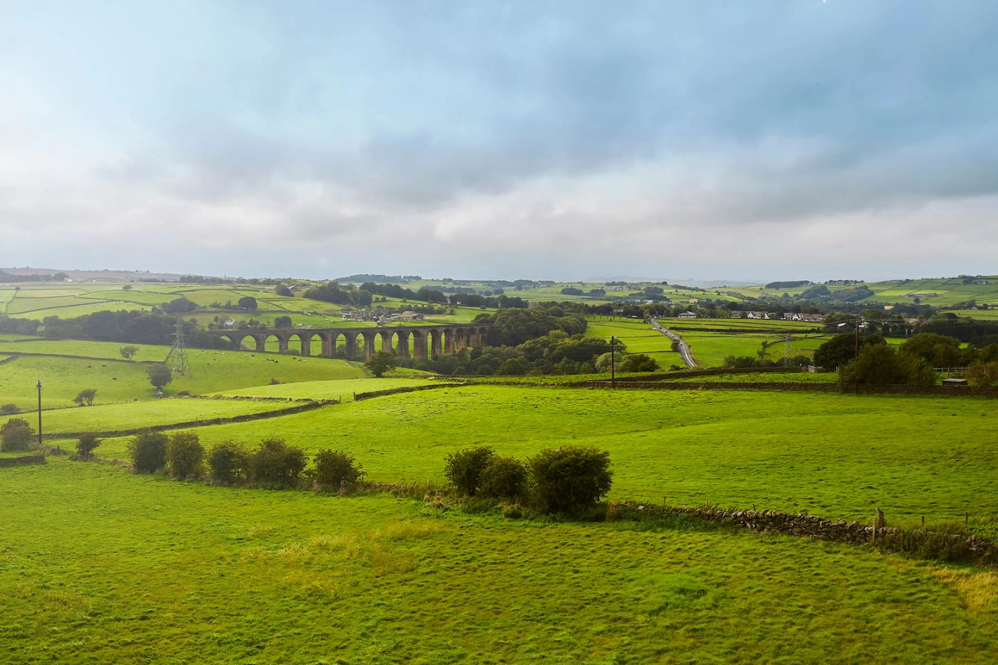 Church Meadows Nr. Haworth | Hot Tub + Views | Cinema - View 2